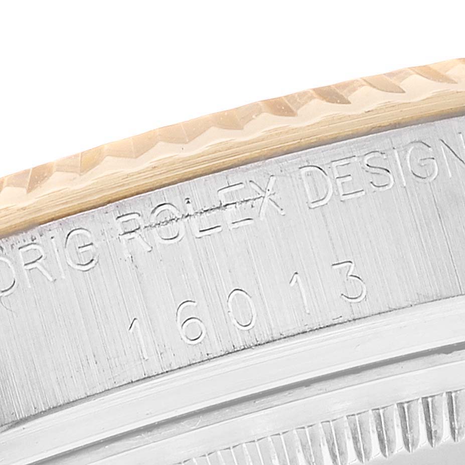 The image shows a close-up of the side casing with engravings on the Vintage Collection model by Rolex.