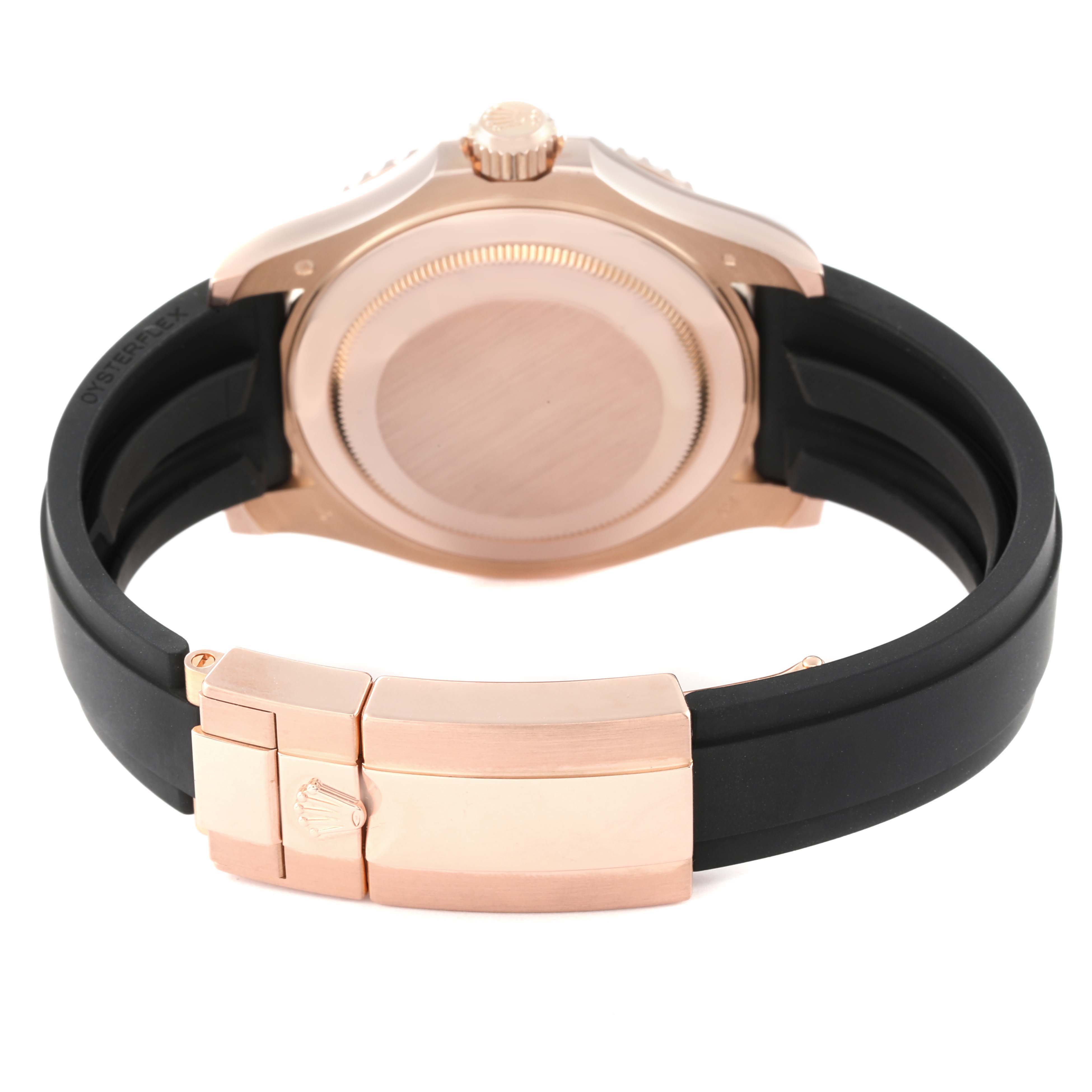 This image shows the back case and rubber strap of a Rolex Yacht-Master 116655 Men
s Rose Gold Black Dial 116655 Men
s Rose Gold Black Dial watch, including the clasp.