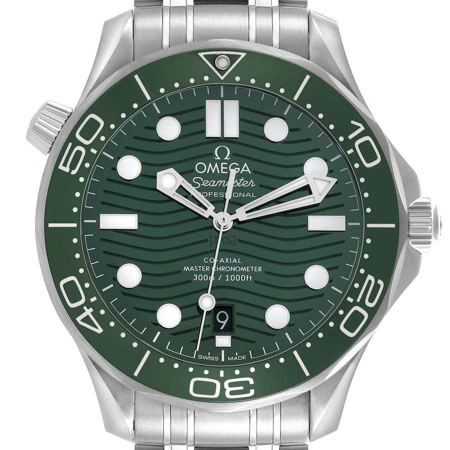 The image shows a front view of the Omega Seamaster watch, highlighting its green dial and bezel.