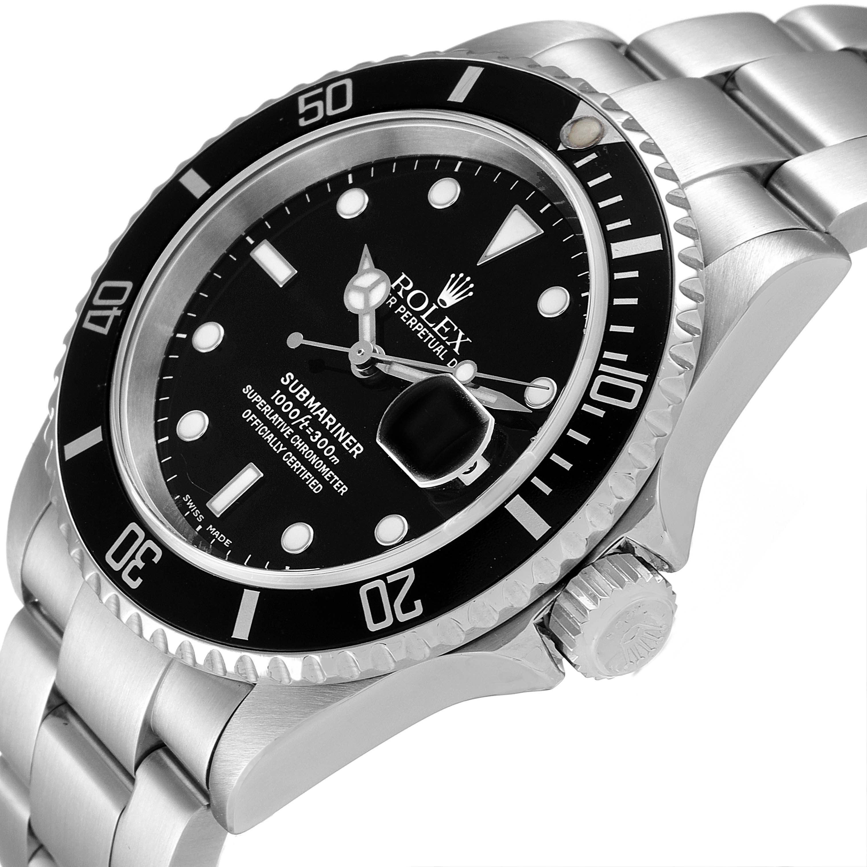 The image shows a close-up angle of the Rolex Submariner 16610 Men
s Stainless Steel Black Dial 16610 Men
s Stainless Steel Black Dial watch face, bezel, and part of the bracelet.