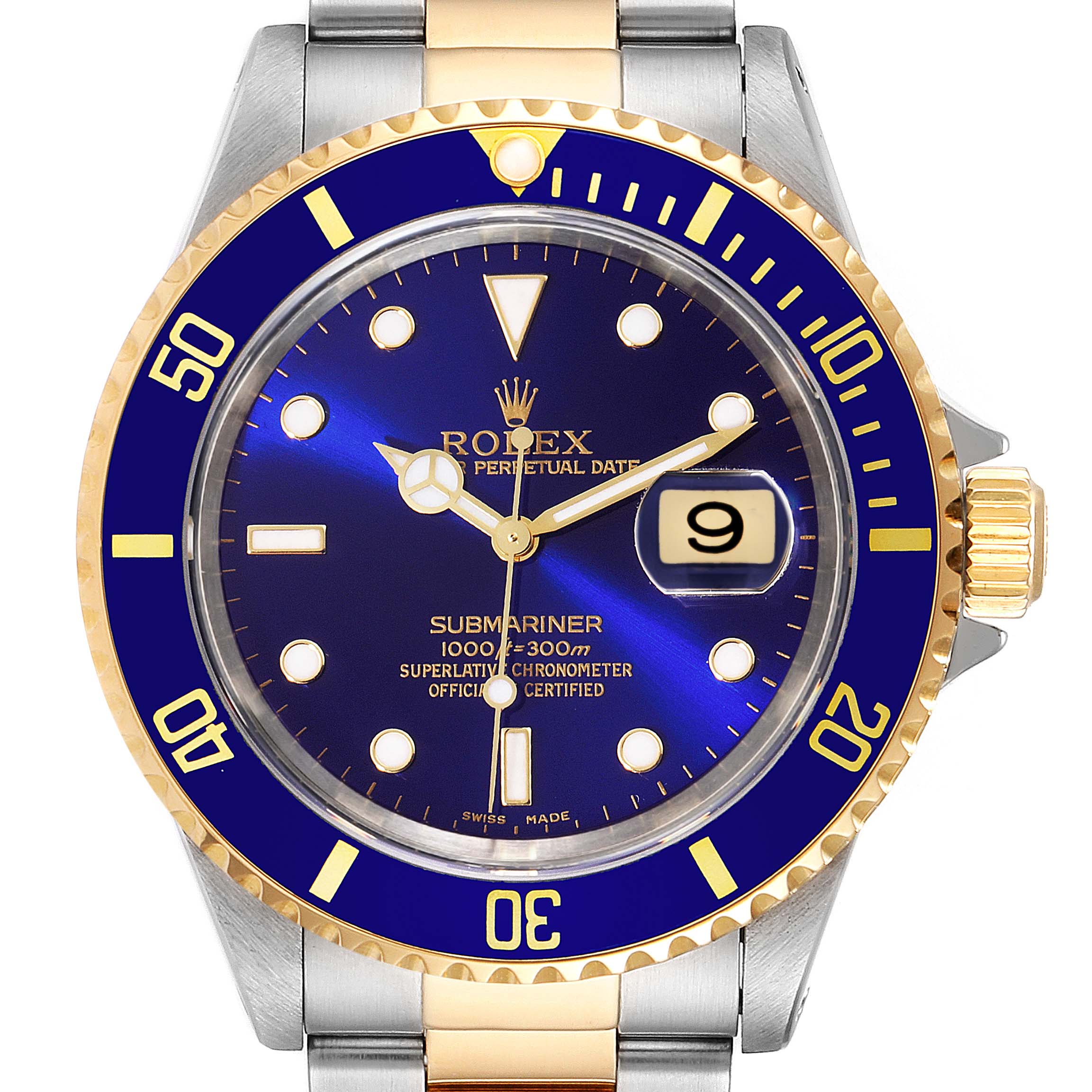 The image shows a front view of the Rolex Submariner 16613 Men
s Steel and Gold (two tone) Blue Dial 16613 Men
s Steel and Gold (two tone) Blue Dial watch, displaying its blue dial, date window, and two-tone bracelet.