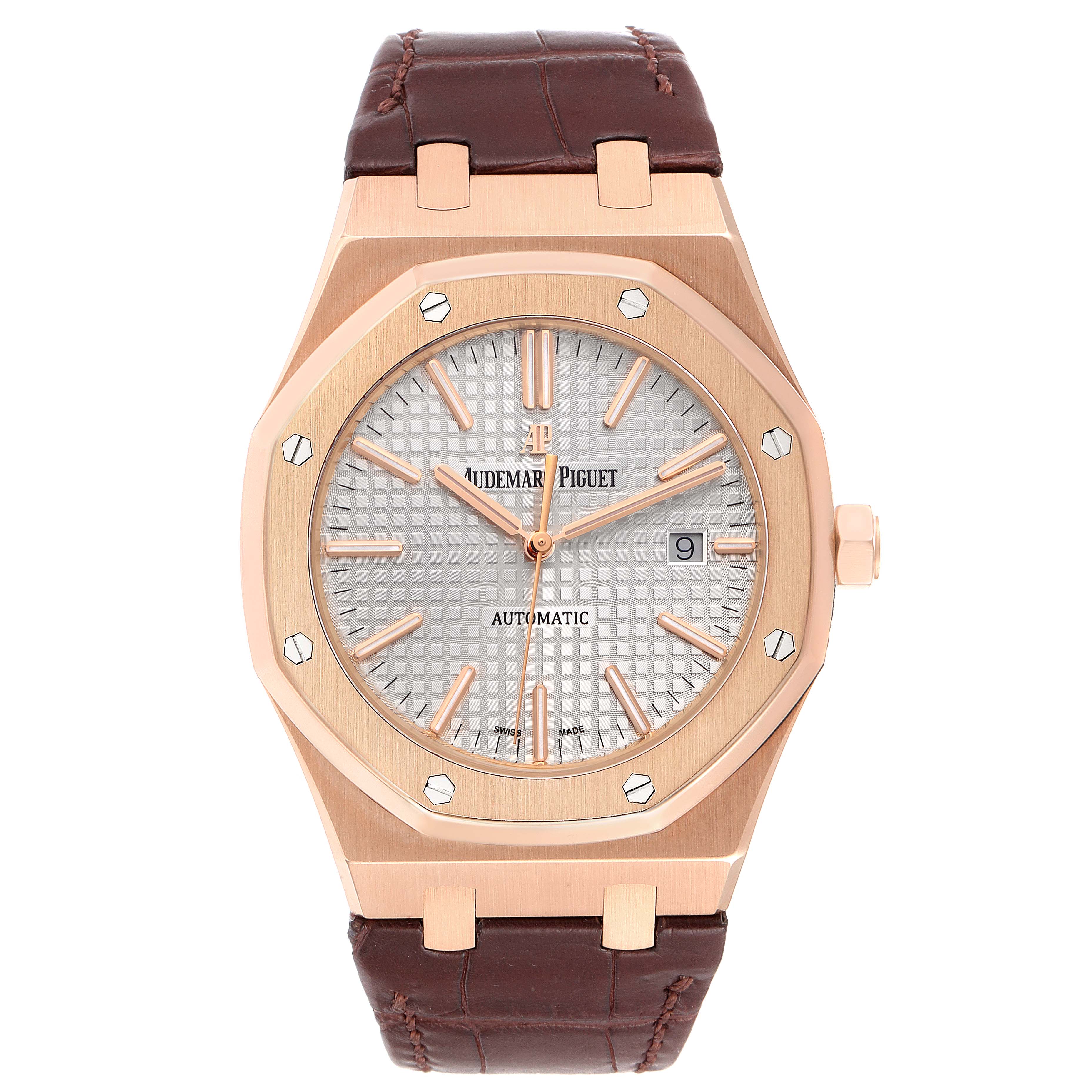 The Audemars Piguet Royal Oak 15400OR.OO.D088CR.01 Men's Rose Gold White Dial 15400OR.OO.D088CR.01 Men's Rose Gold White Dial watch is shown from the front, displaying its dial, case, and leather strap.