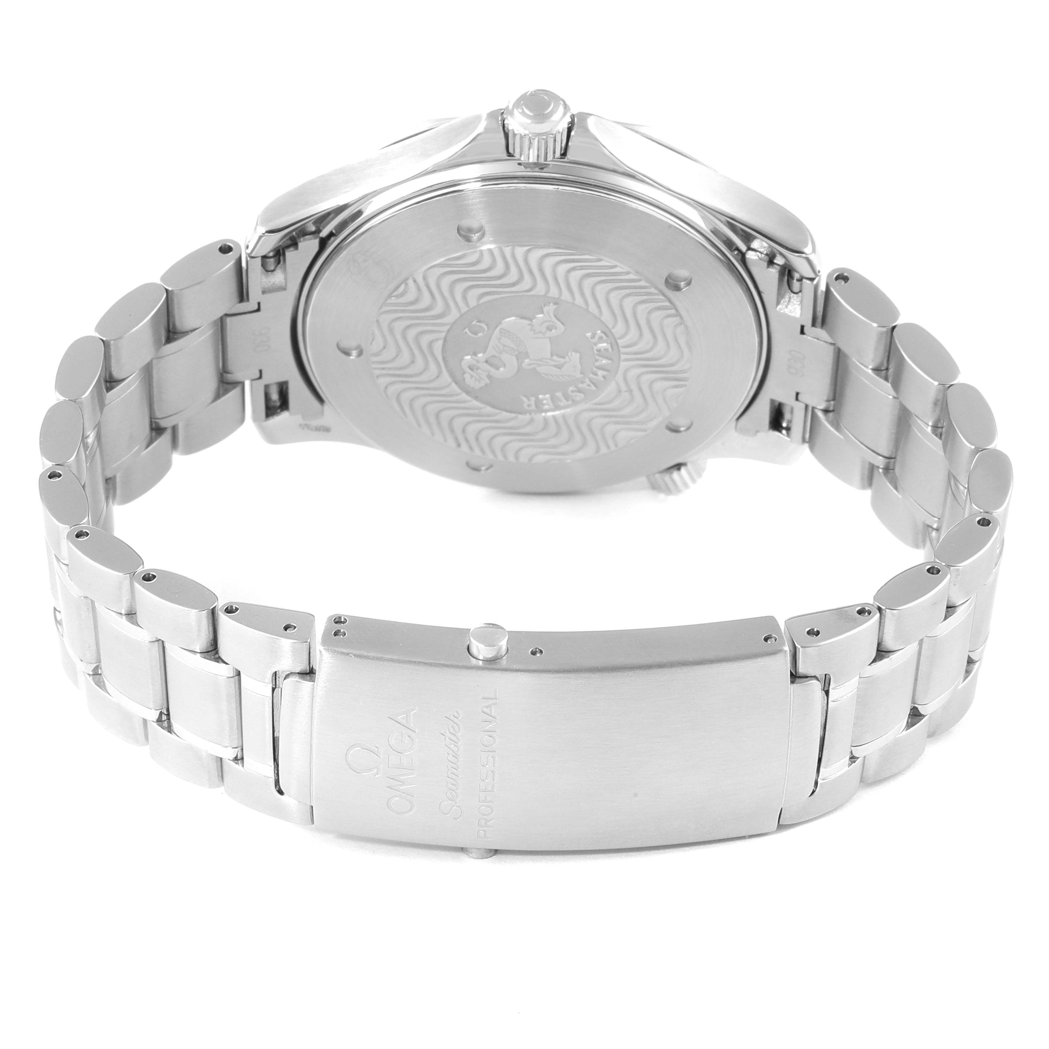 This image shows the backside and bracelet lock of an Omega Seamaster 2264.50.00 Men's Stainless Steel Black Dial 2264.50.00 Men's Stainless Steel Black Dial watch.