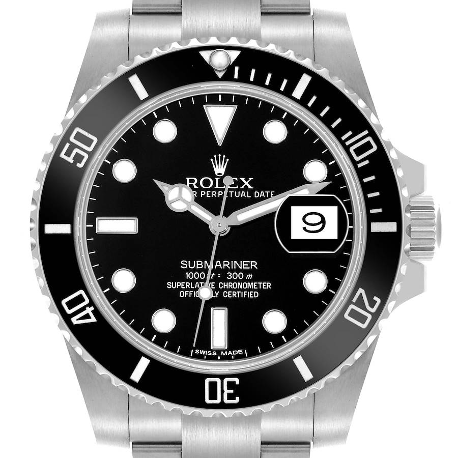 The image shows a frontal view of the Rolex Submariner watch, highlighting the dial, bezel, and date window.