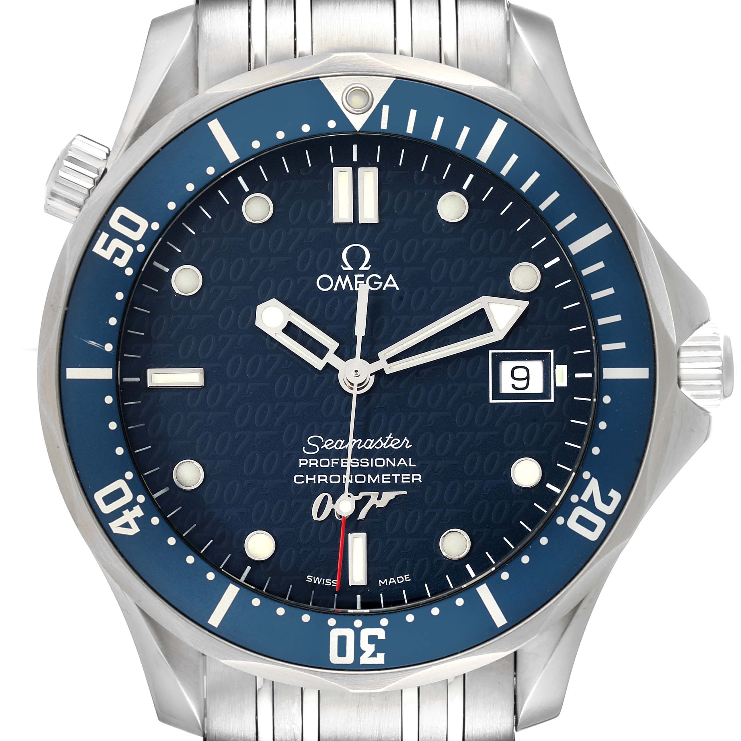The image shows a front view of an Omega Seamaster 2537.80.00 Men's Stainless Steel Blue Dial 2537.80.00 Men's Stainless Steel Blue Dial watch, featuring its face, bezel, and part of the bracelet.