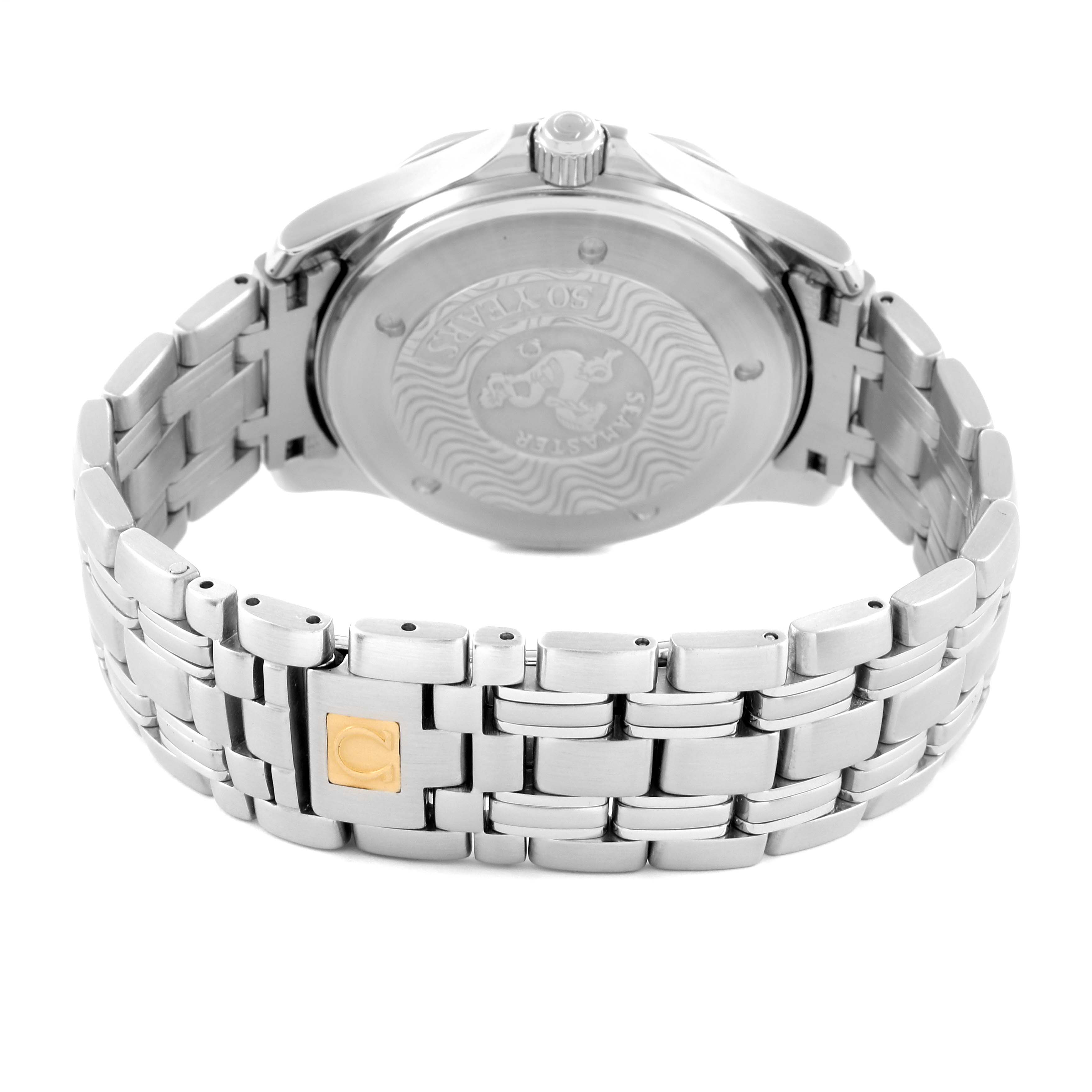 The image shows the back case and bracelet of an Omega Seamaster 2534.50.00 Men
s Stainless Steel Black Dial 2534.50.00 Men
s Stainless Steel Black Dial watch, highlighting its detailed clasp and case back.