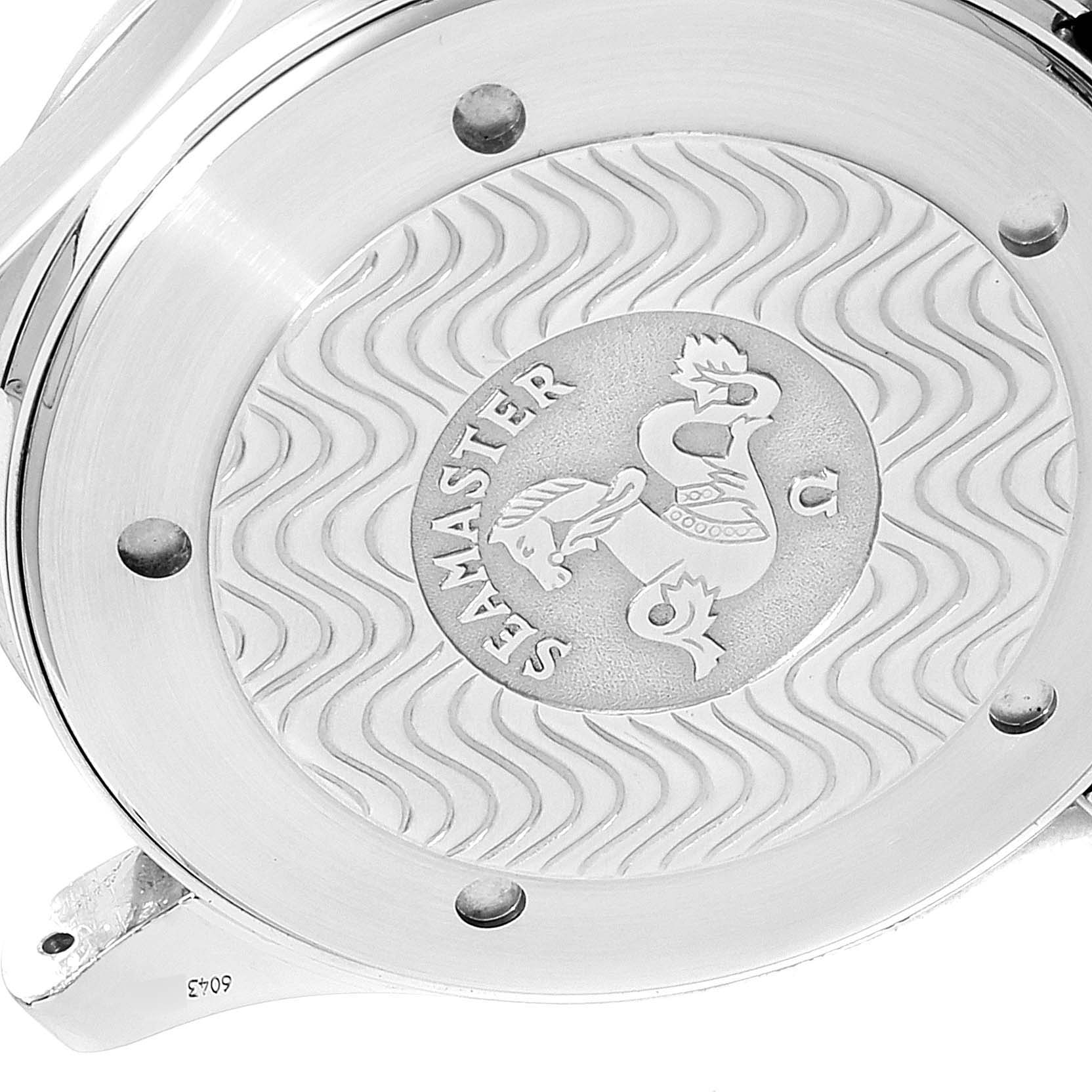 The image shows the back case of an Omega Seamaster 2531.80.00 Men
s Stainless Steel Blue Dial 2531.80.00 Men
s Stainless Steel Blue Dial watch with a distinct wave pattern and the Seamaster logo.