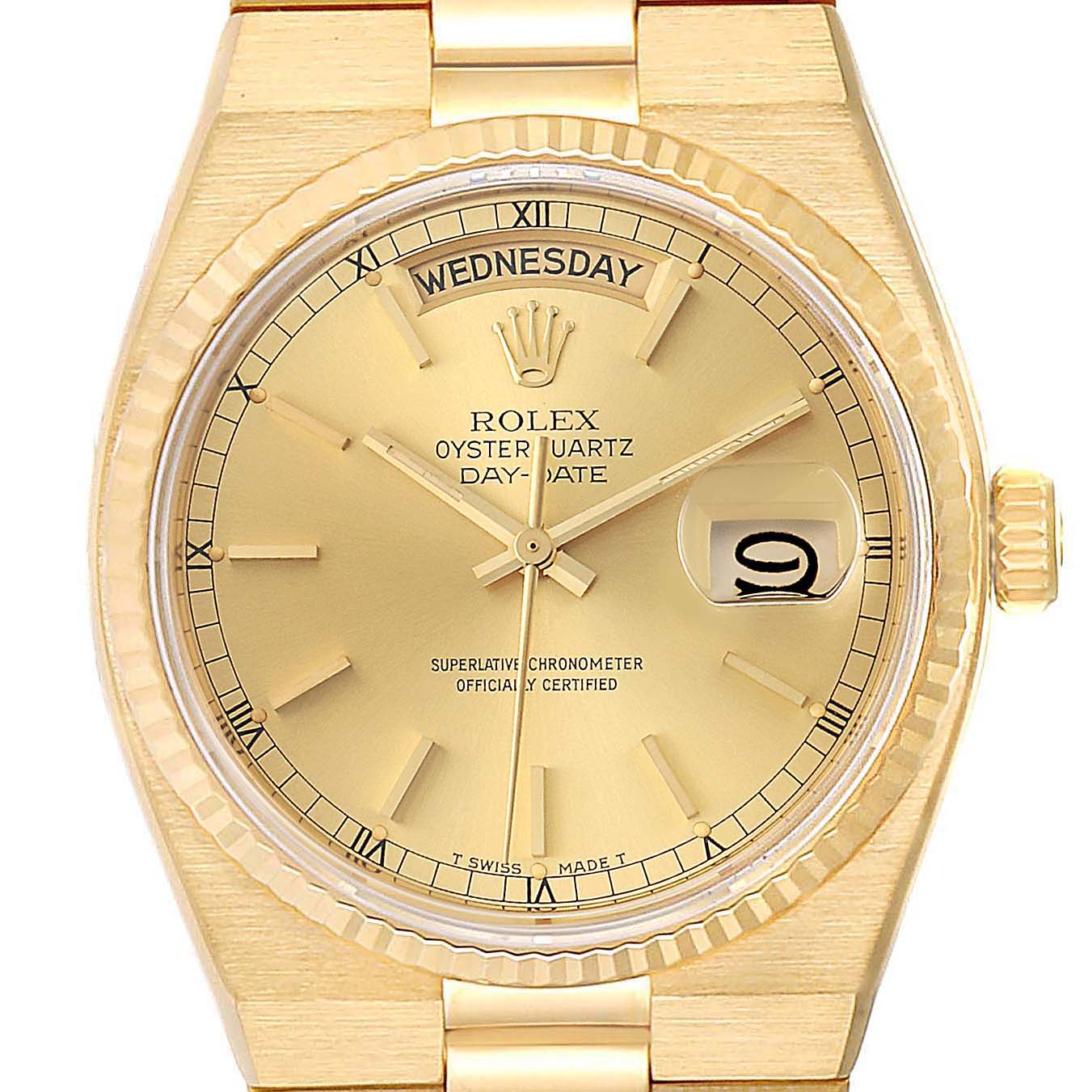 The image shows a frontal view of the gold Rolex Oysterquartz 19018 Men's Yellow Gold Champagne Dial 19018 Men's Yellow Gold Champagne Dial Day-Date watch, highlighting its dial, bezel, and bracelet.