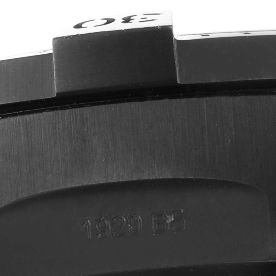 The image shows a close-up of the bezel and case edge of a Breitling Avenger V13317101L1X2 Men's Titanium Green Dial V13317101L1X2 Men's Titanium Green Dial watch, with "30" visible on the bezel and "1920 B5" engraved on the case.