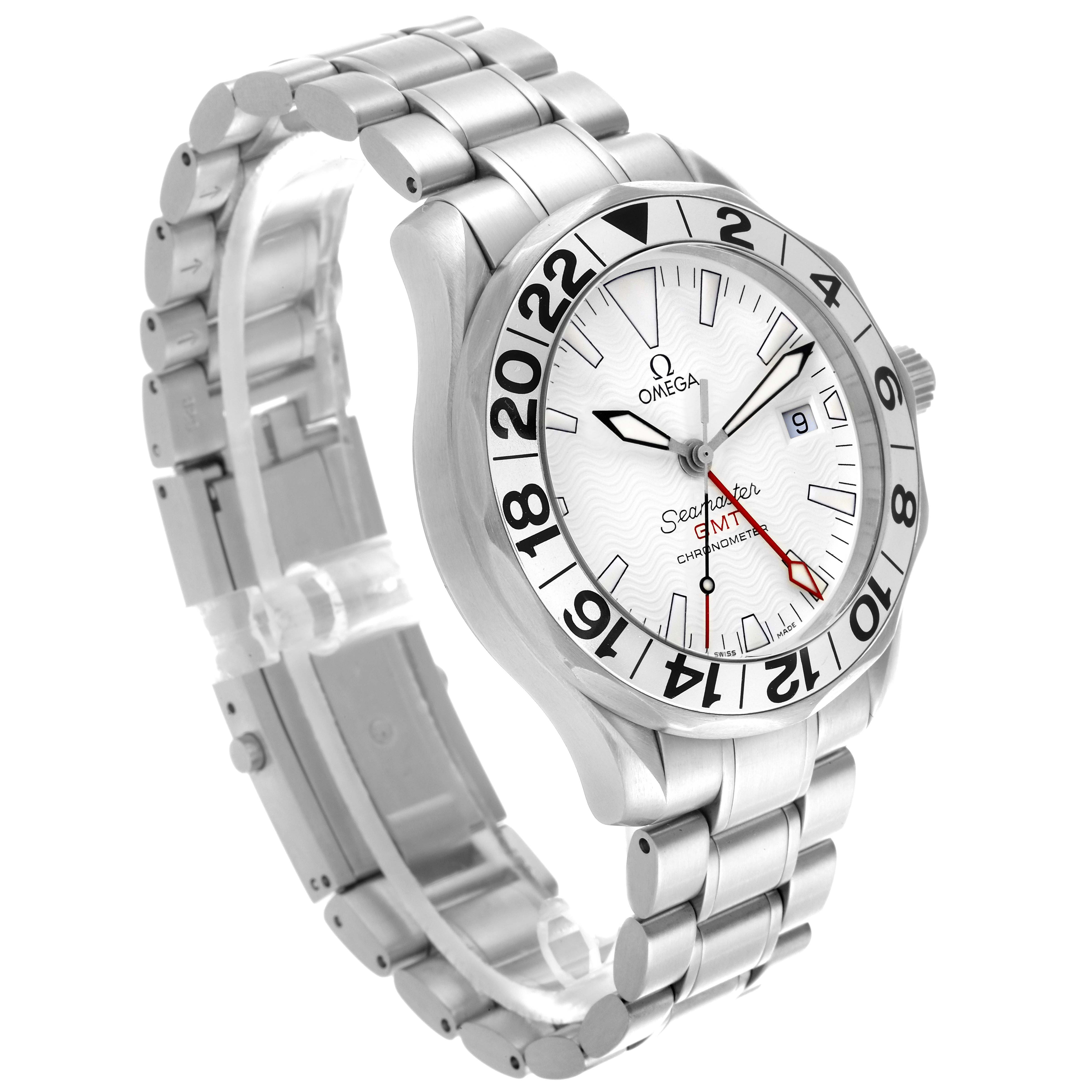 The image shows an Omega Seamaster 2538.20.00 Men's Stainless Steel White Dial 2538.20.00 Men's Stainless Steel White Dial watch at a three-quarter angle, highlighting the face, bezel, crown, and bracelet.