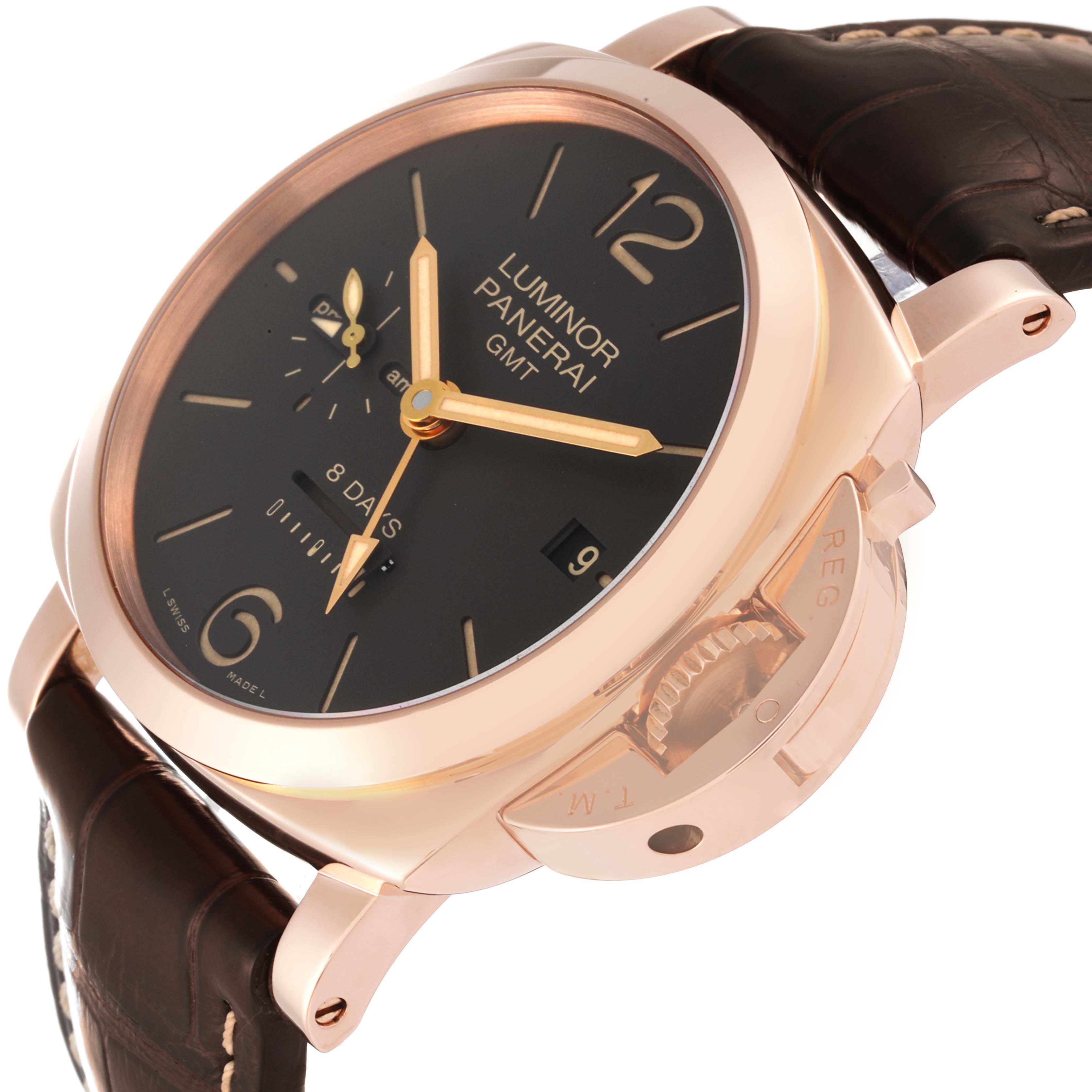 The image shows a Panerai Luminor PAM00576 Men
s Rose Gold Brown Dial PAM00576 Men
s Rose Gold Brown Dial watch at an angle highlighting the face, case, and crown.