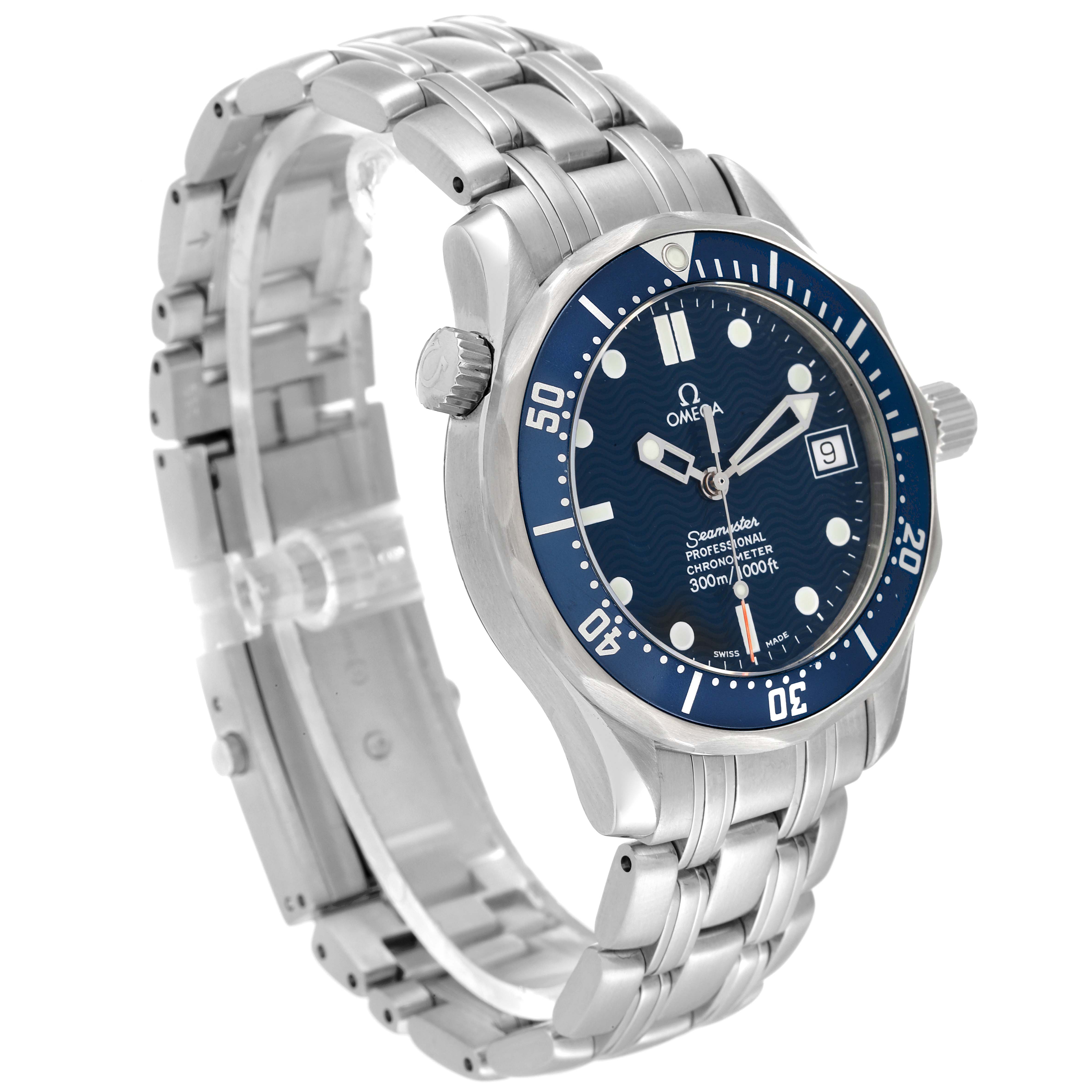 The image shows an Omega Seamaster 2551.80.00 Men's Stainless Steel Blue Dial 2551.80.00 Men's Stainless Steel Blue Dial watch at a three-quarter angle, highlighting the face, bezel, and metal bracelet.