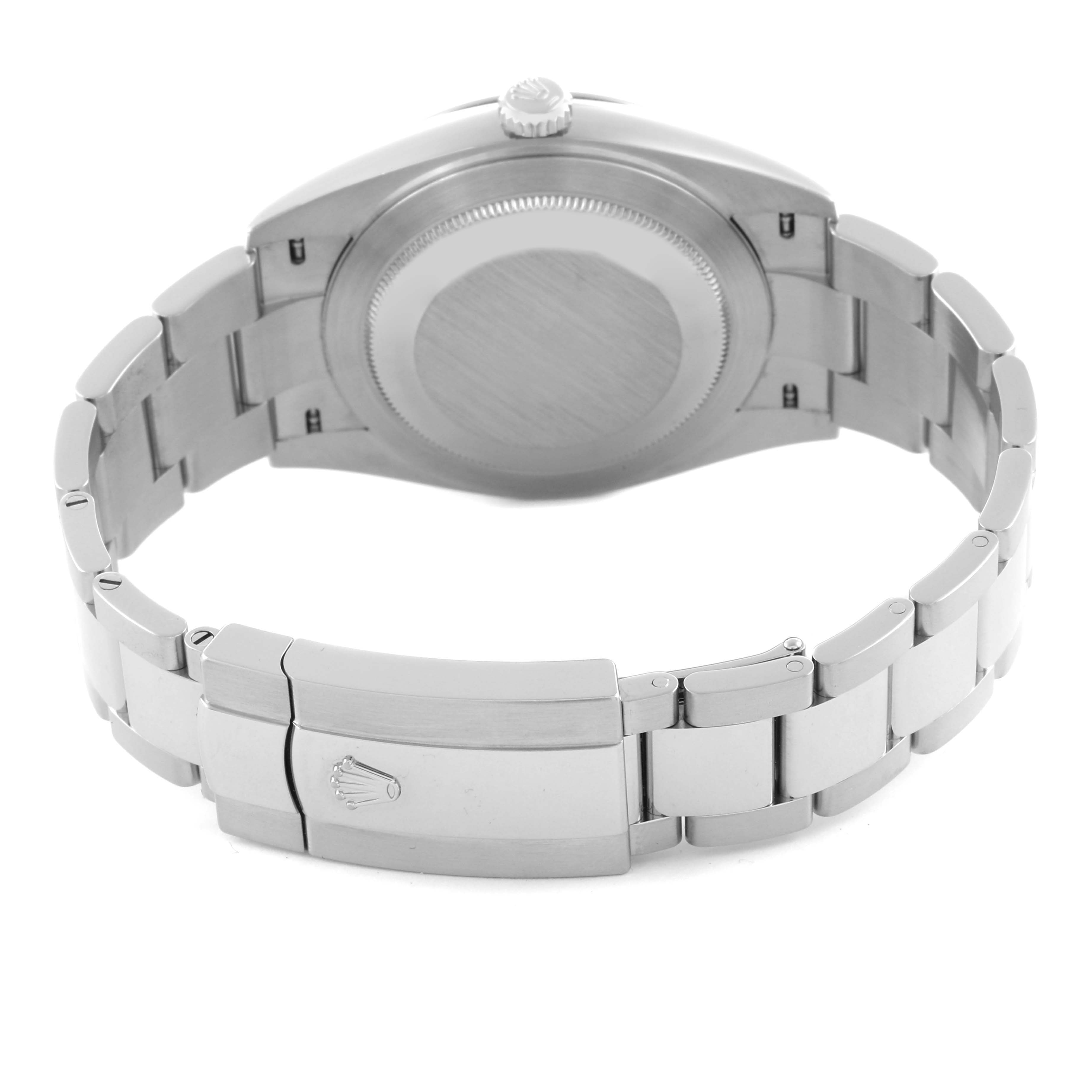 The image shows the back view of the Rolex Datejust 41 126300 Men
s Stainless Steel Blue Dial 126300 Men
s Stainless Steel Blue Dial, featuring the clasp and bracelet.