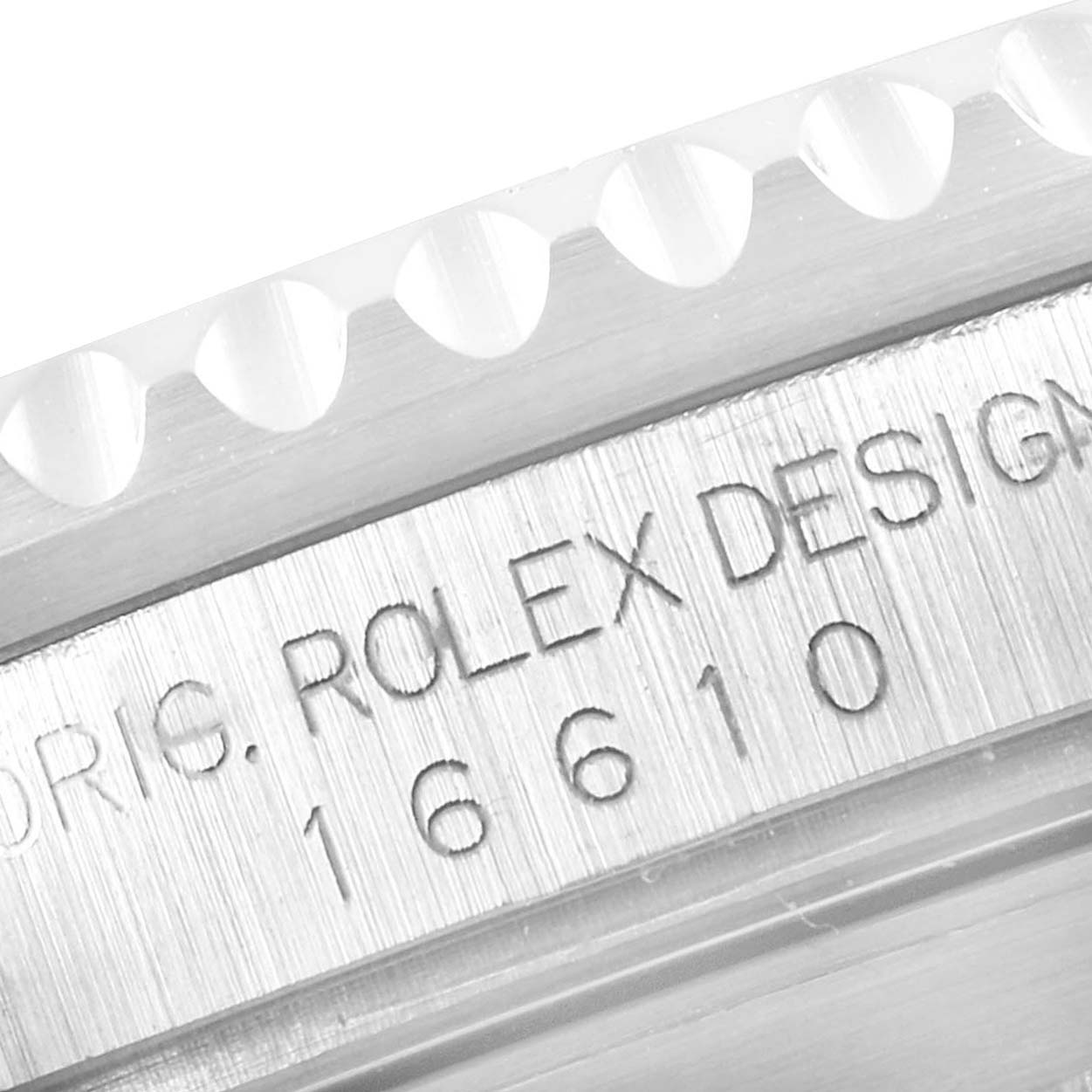 This image shows a close-up of the case and bezel of the Rolex Submariner 16610 Men
s Stainless Steel Black Dial 16610 Men
s Stainless Steel Black Dial 16610 model.