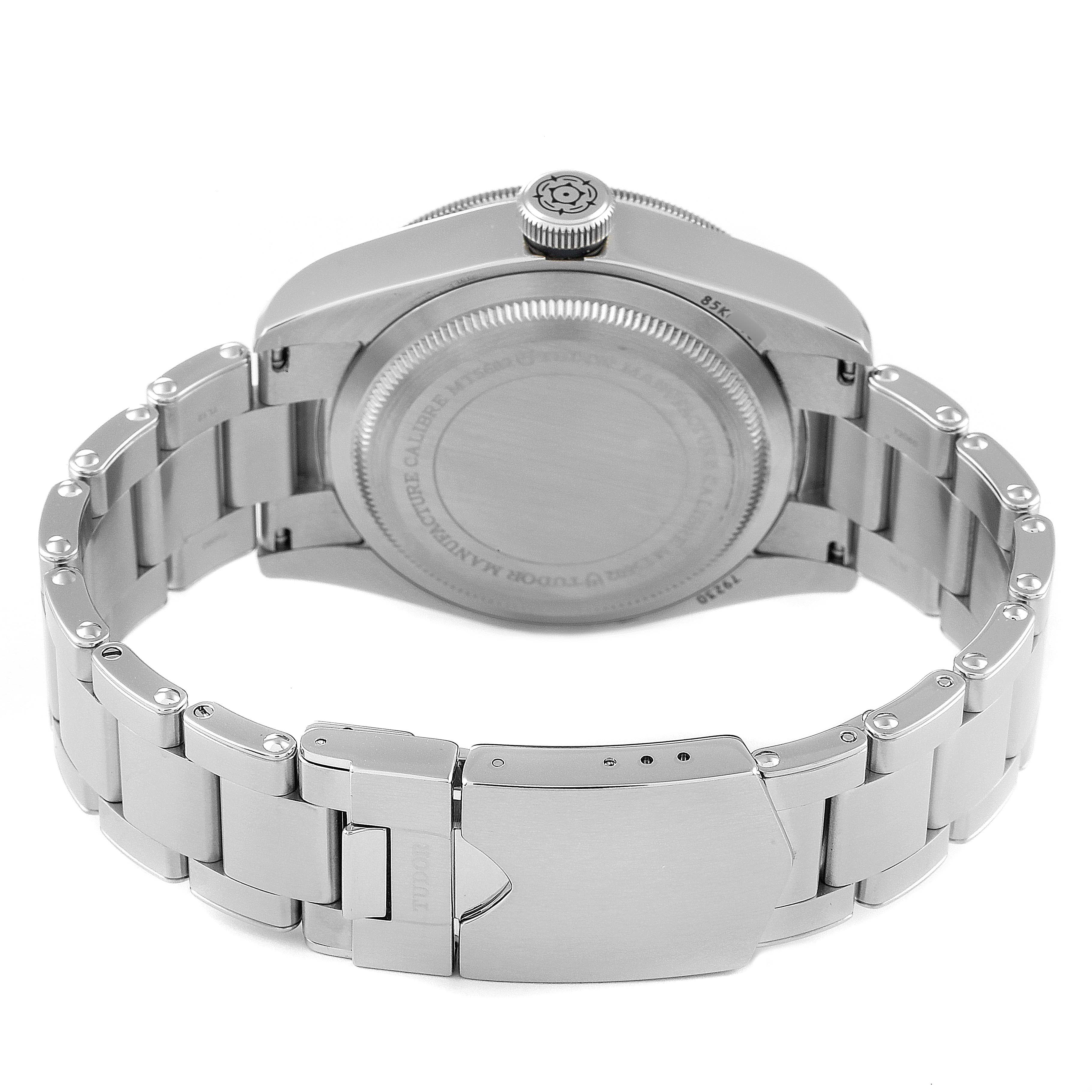 The image shows the back case and bracelet of the Tudor Heritage Black Bay 79230B Men
s Stainless Steel Black Dial 79230B Men
s Stainless Steel Black Dial watch.