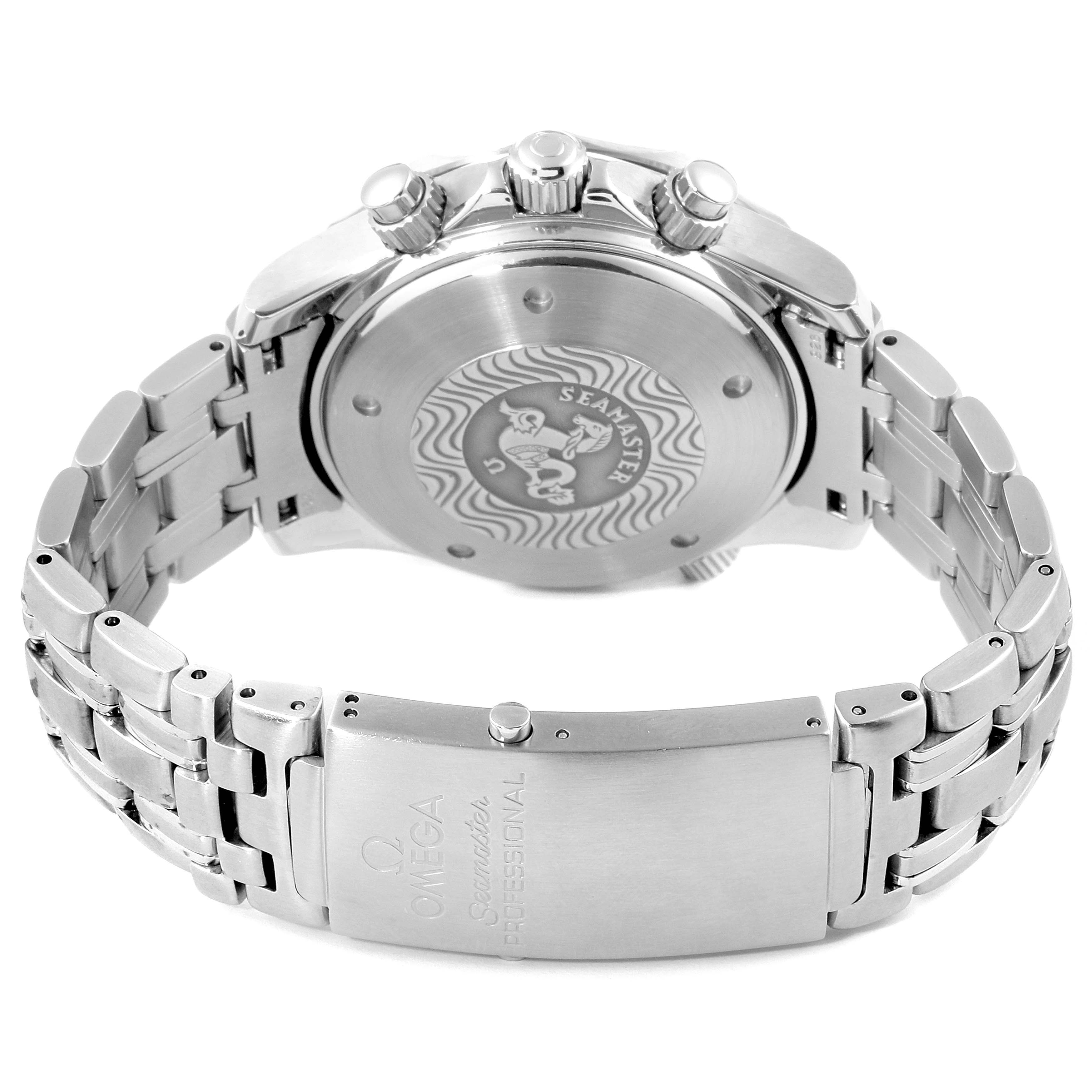 This image shows the backside and clasp of an Omega Seamaster 2598.80.00 Men
s Stainless Steel Blue Dial 2598.80.00 Men
s Stainless Steel Blue Dial watch, highlighting the case back, bracelet, and deployment clasp.