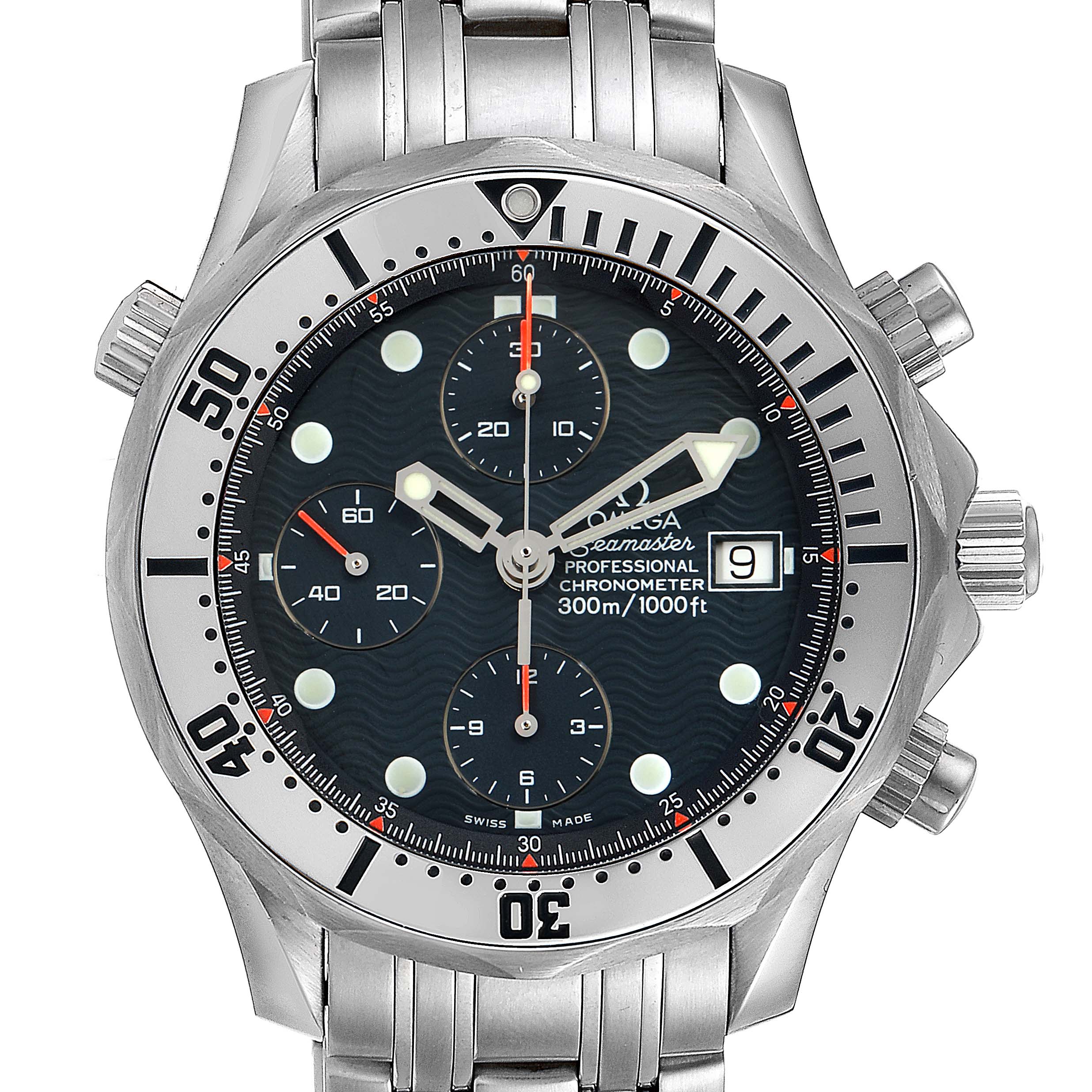 This image shows a front view of the Omega Seamaster 2598.80.00 Men
s Stainless Steel Blue Dial 2598.80.00 Men
s Stainless Steel Blue Dial watch, highlighting the dial, bezel, and date display.