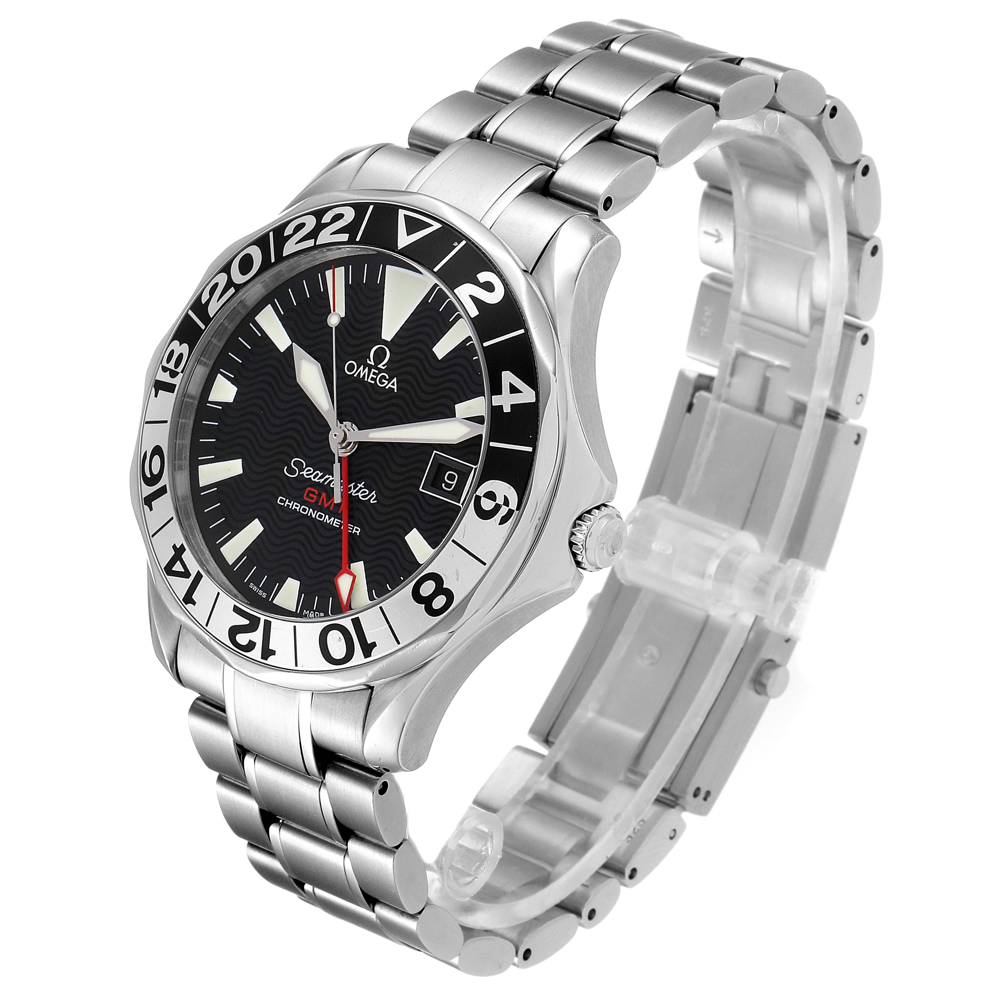 The image shows an angled view of an Omega Seamaster 2536.50.00 Men's Stainless Steel Black Dial 2536.50.00 Men's Stainless Steel Black Dial watch, highlighting the face, bezel, crown, and metal bracelet.