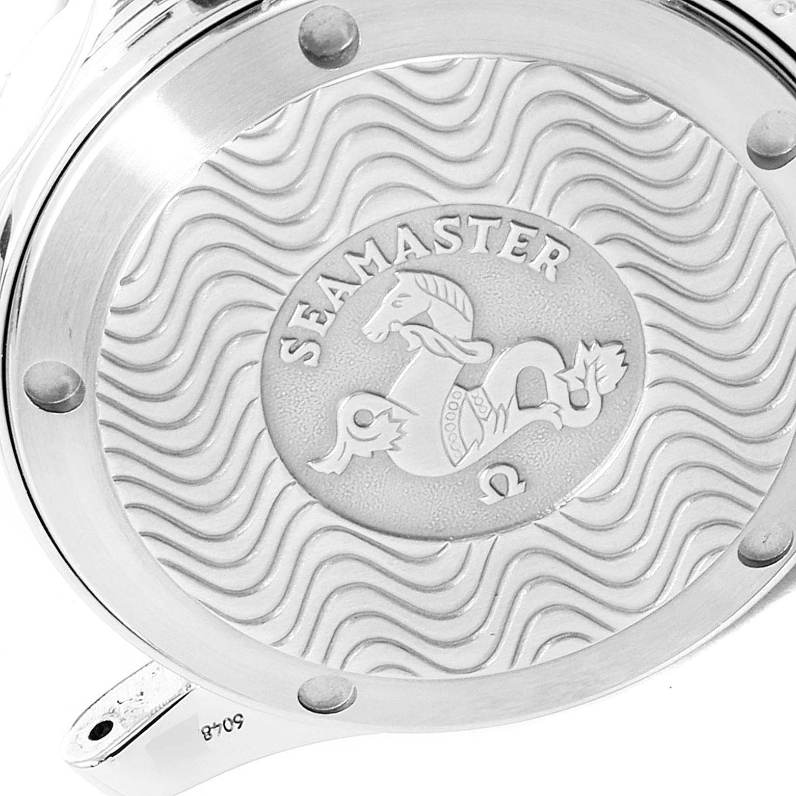 This image shows the case back of an Omega Seamaster 2252.50.00 Men
s Stainless Steel Black Dial 2252.50.00 Men
s Stainless Steel Black Dial watch, featuring its engraved wave pattern and Seamaster logo.