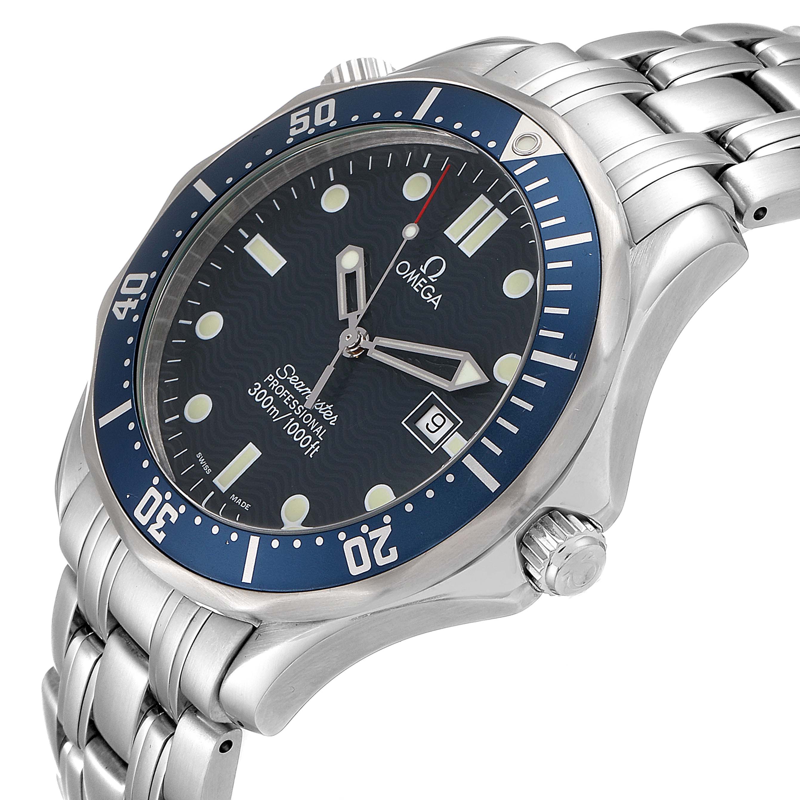 This image shows a side angle view of the Omega Seamaster 2541.80.00 Men
s Stainless Steel Blue Dial 2541.80.00 Men
s Stainless Steel Blue Dial watch, displaying the dial, bezel, crown, and stainless steel bracelet.