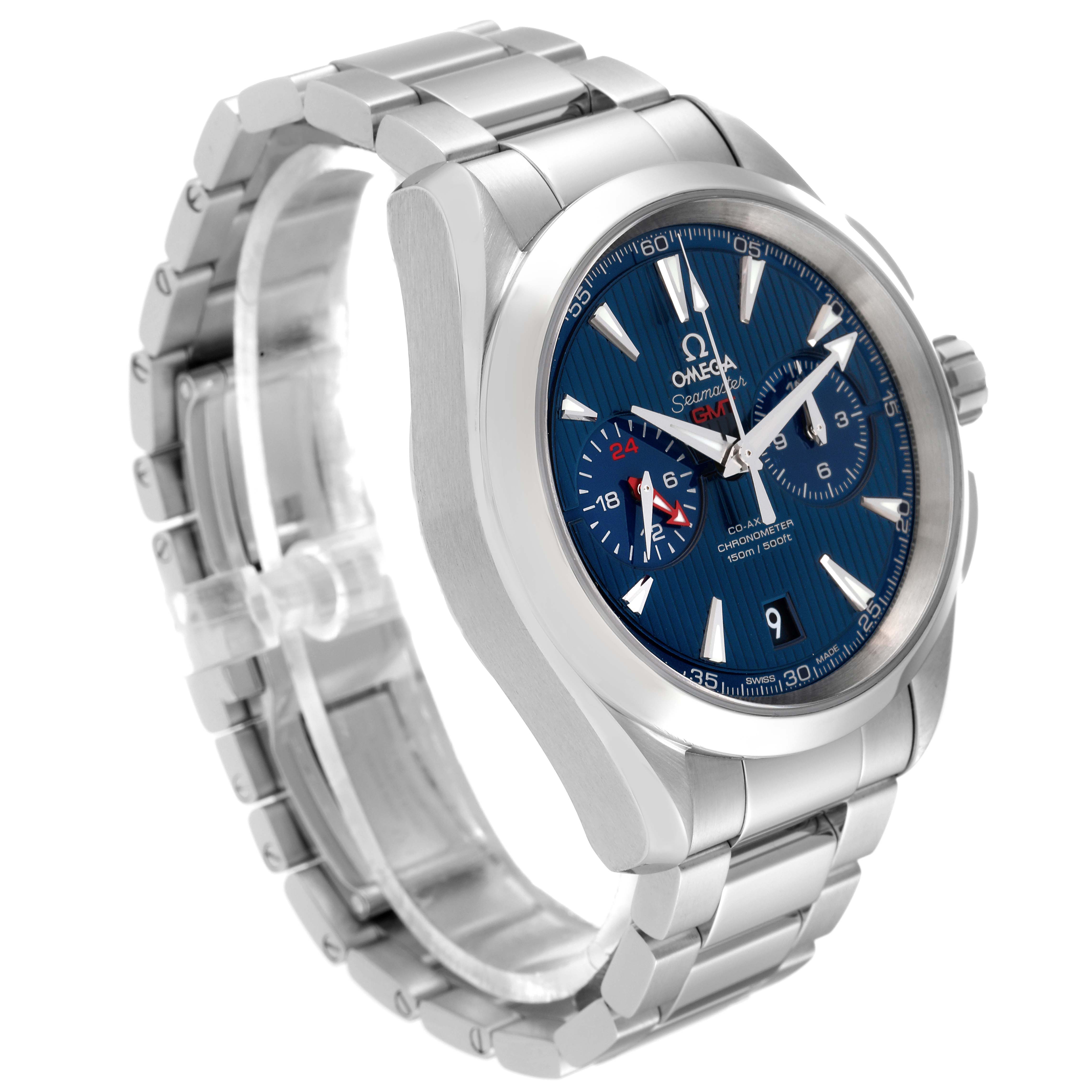 The image shows an Omega Aqua Terra 231.10.43.52.03.001 Men
s Stainless Steel Blue Dial 231.10.43.52.03.001 Men
s Stainless Steel Blue Dial watch from a three-quarter angle, highlighting its face, bezel, and metal bracelet.