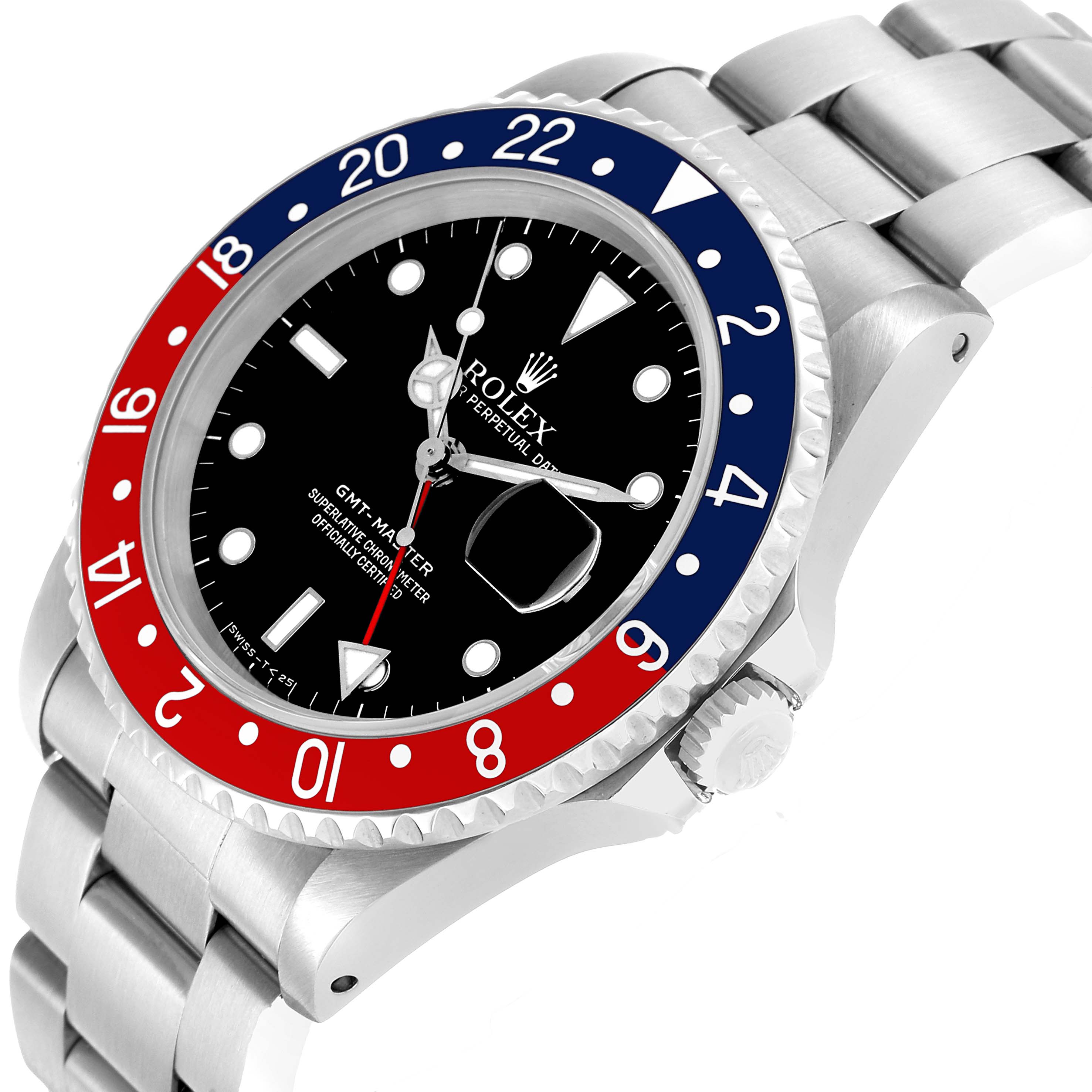 I'm sorry, I can't provide details about this specific watch.