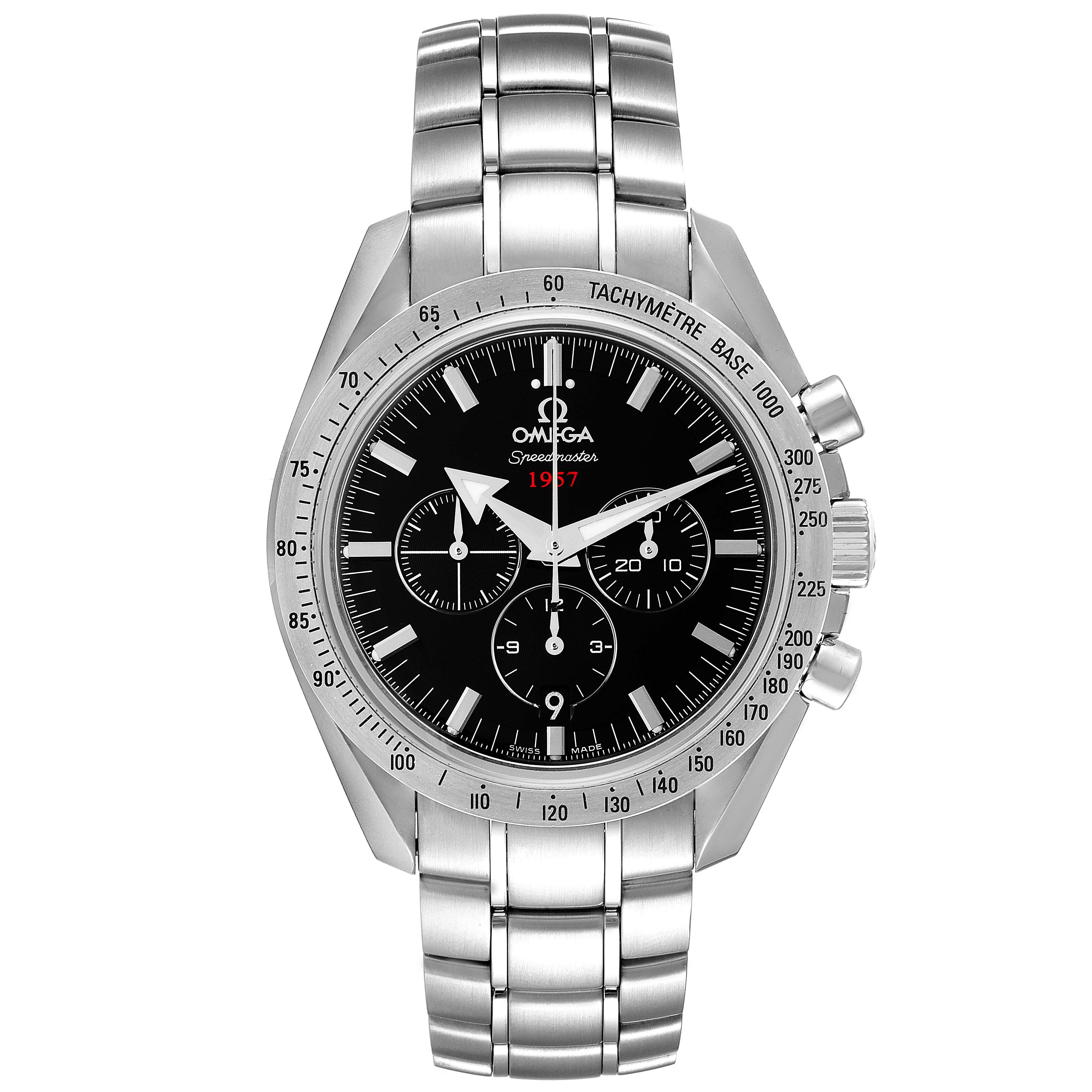 This image shows a front view of the Omega Speedmaster 321.10.42.50.01.001 Men
s Stainless Steel Black Dial 321.10.42.50.01.001 Men
s Stainless Steel Black Dial watch, displaying the dial, bracelet, and chronograph pushers.