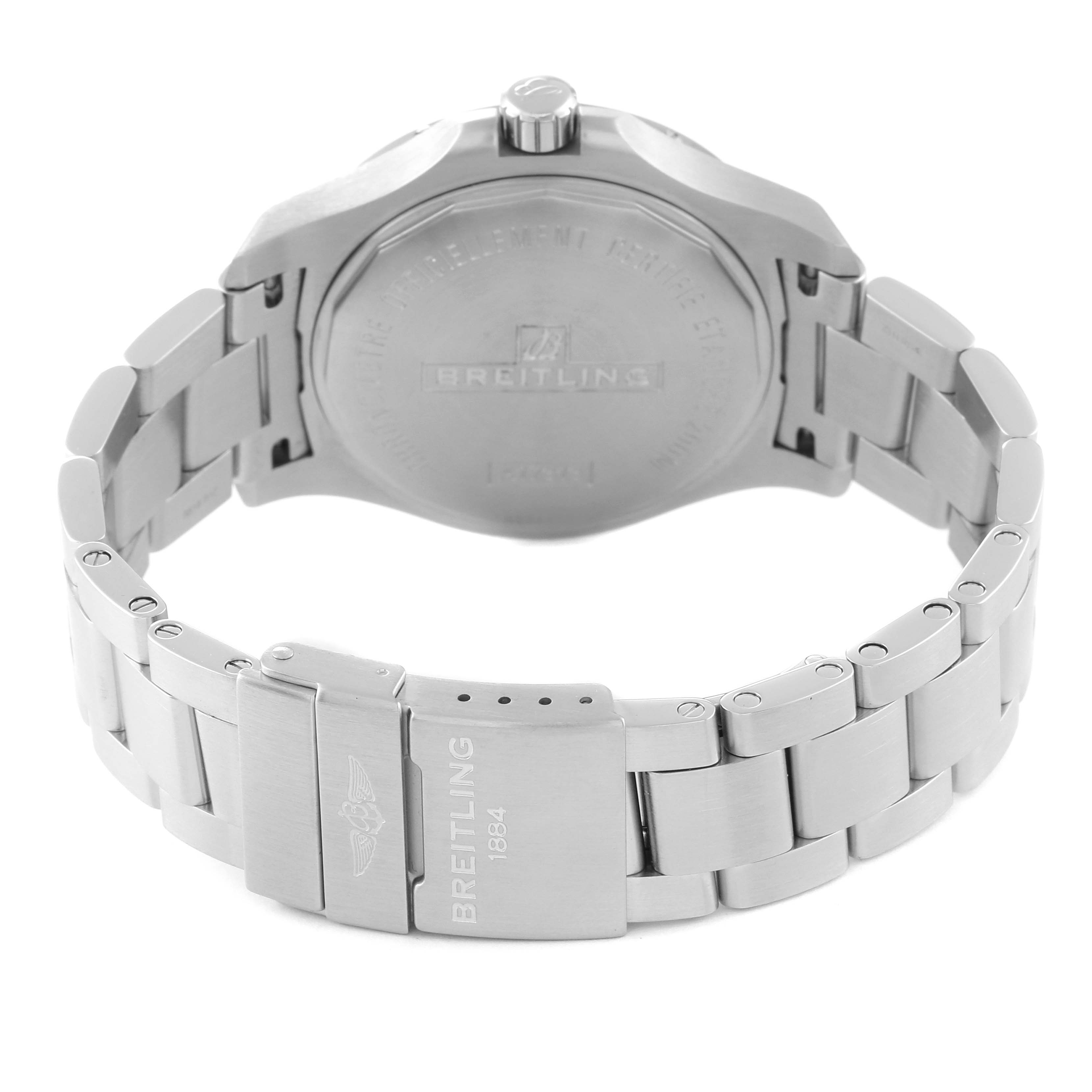 The image shows the back and bracelet of a Breitling Colt A17313 Men
s Stainless Steel White Dial A17313 Men
s Stainless Steel White Dial watch, highlighting the clasp with the Breitling logo.