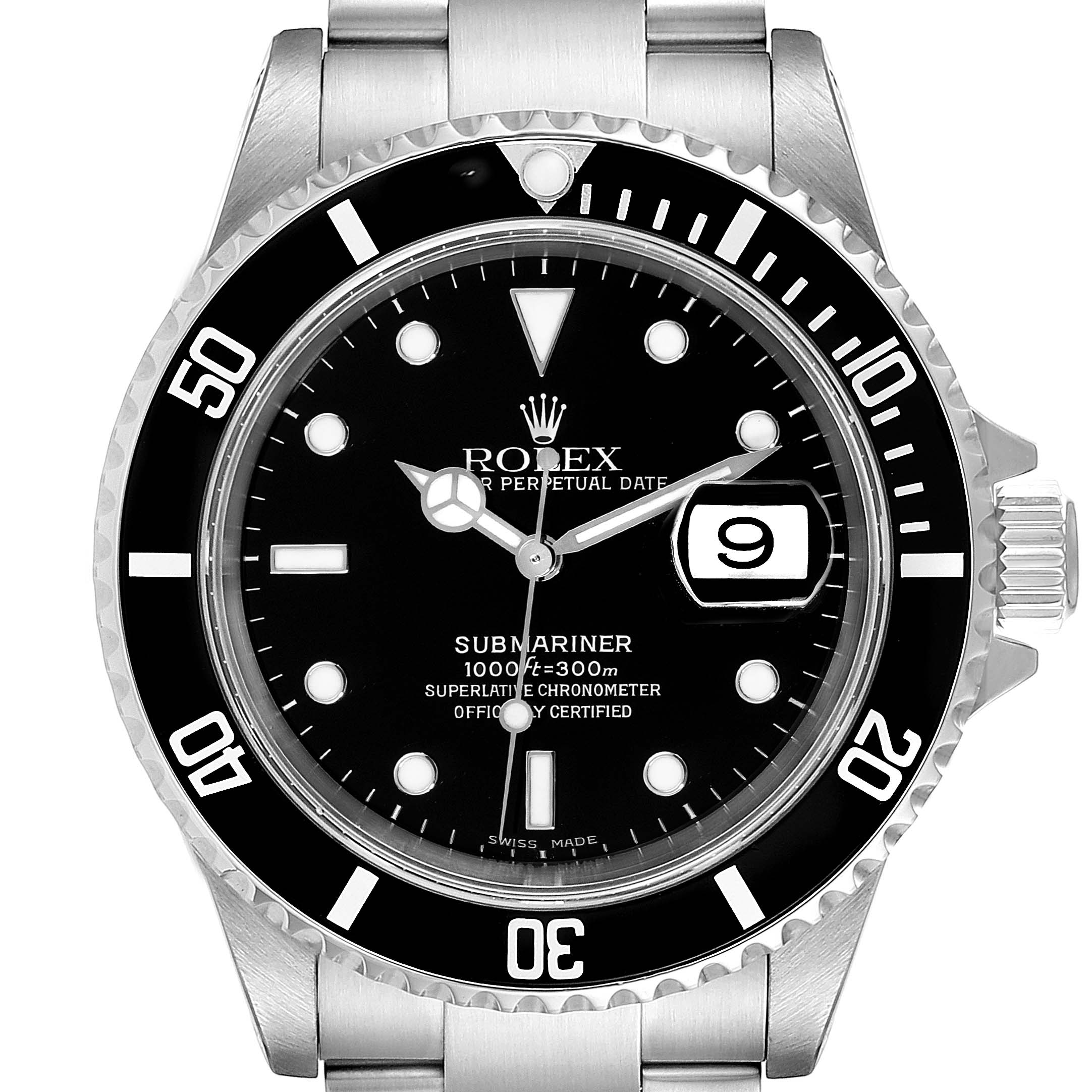The image shows a front view of the Rolex Submariner 16610 Men
s Stainless Steel Black Dial 16610 Men
s Stainless Steel Black Dial watch, detailing its black dial, bezel, and date window.