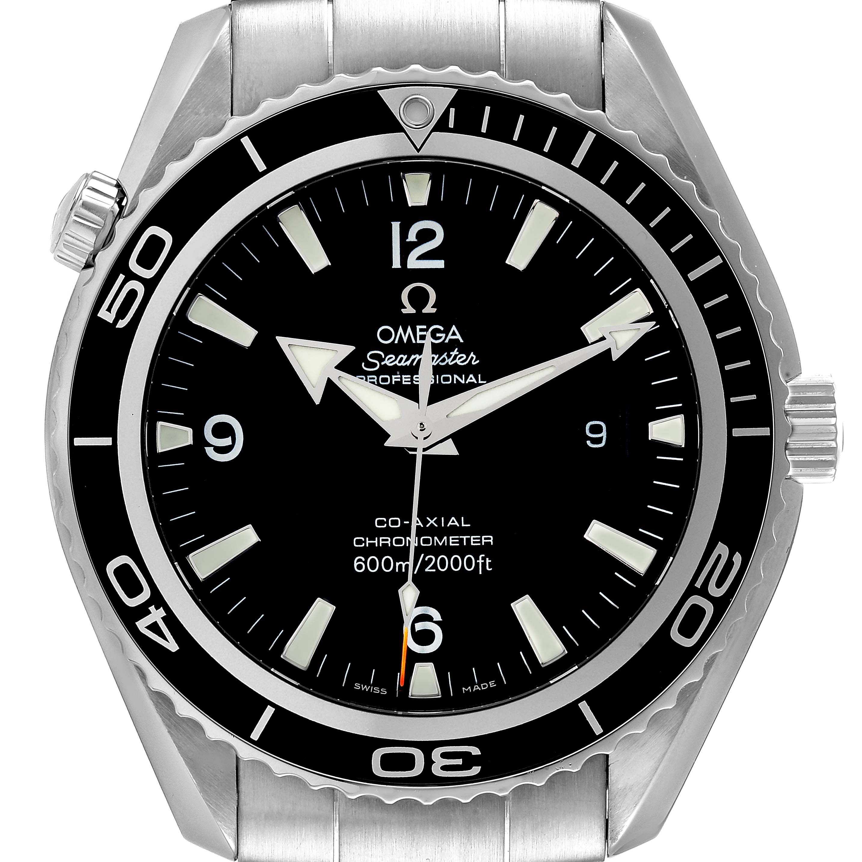 This image shows a front view of the Omega Planet Ocean 2200.50.00 Men
s Stainless Steel Black Dial 2200.50.00 Men
s Stainless Steel Black Dial model, highlighting the dial and bezel.