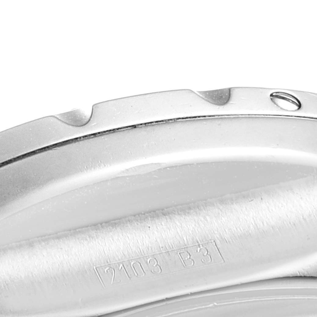 The image shows a close-up side view of the bezel and edge of the case for the Breitling Bentley A25362 Men's Stainless Steel Silver Dial A25362 Men's Stainless Steel Silver Dial watch model.