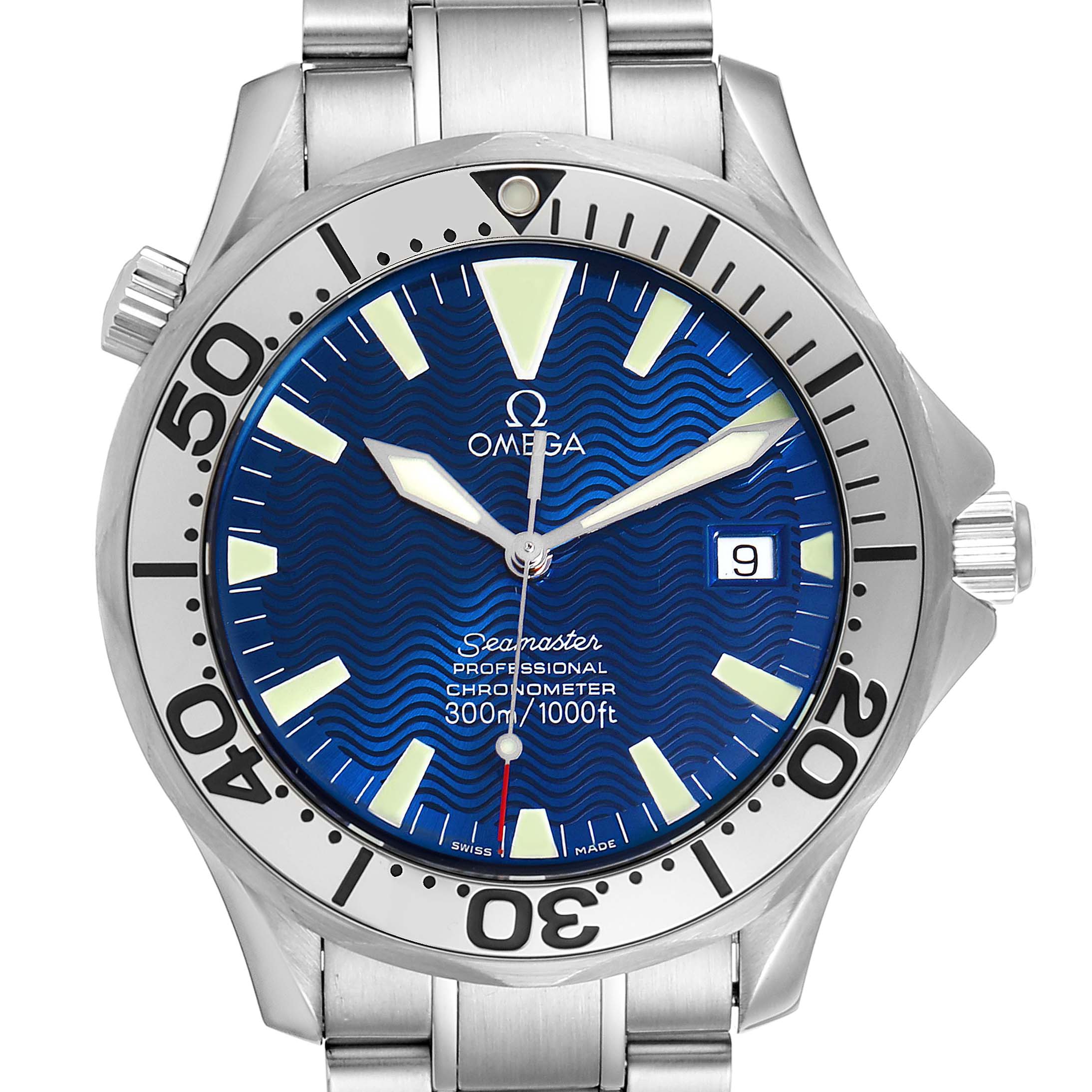 This image shows the face and bezel of the Omega Seamaster 2255.80.00 Men
s Stainless Steel Blue Dial 2255.80.00 Men
s Stainless Steel Blue Dial watch, captured from a front angle.