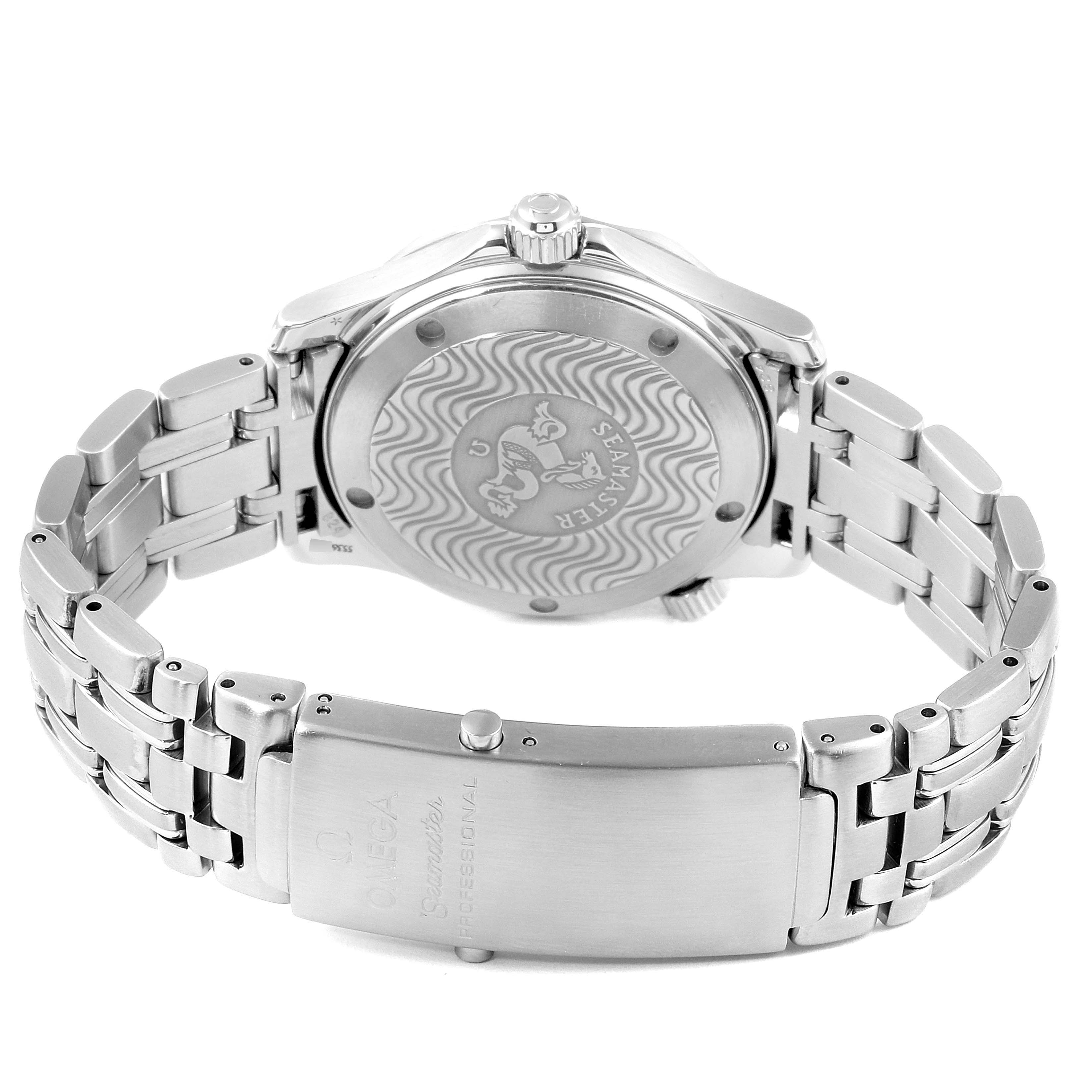 The image shows the back view and bracelet of an Omega Seamaster 2561.80.00 Men
s Stainless Steel Blue Dial 2561.80.00 Men
s Stainless Steel Blue Dial watch, featuring its case back and clasp.