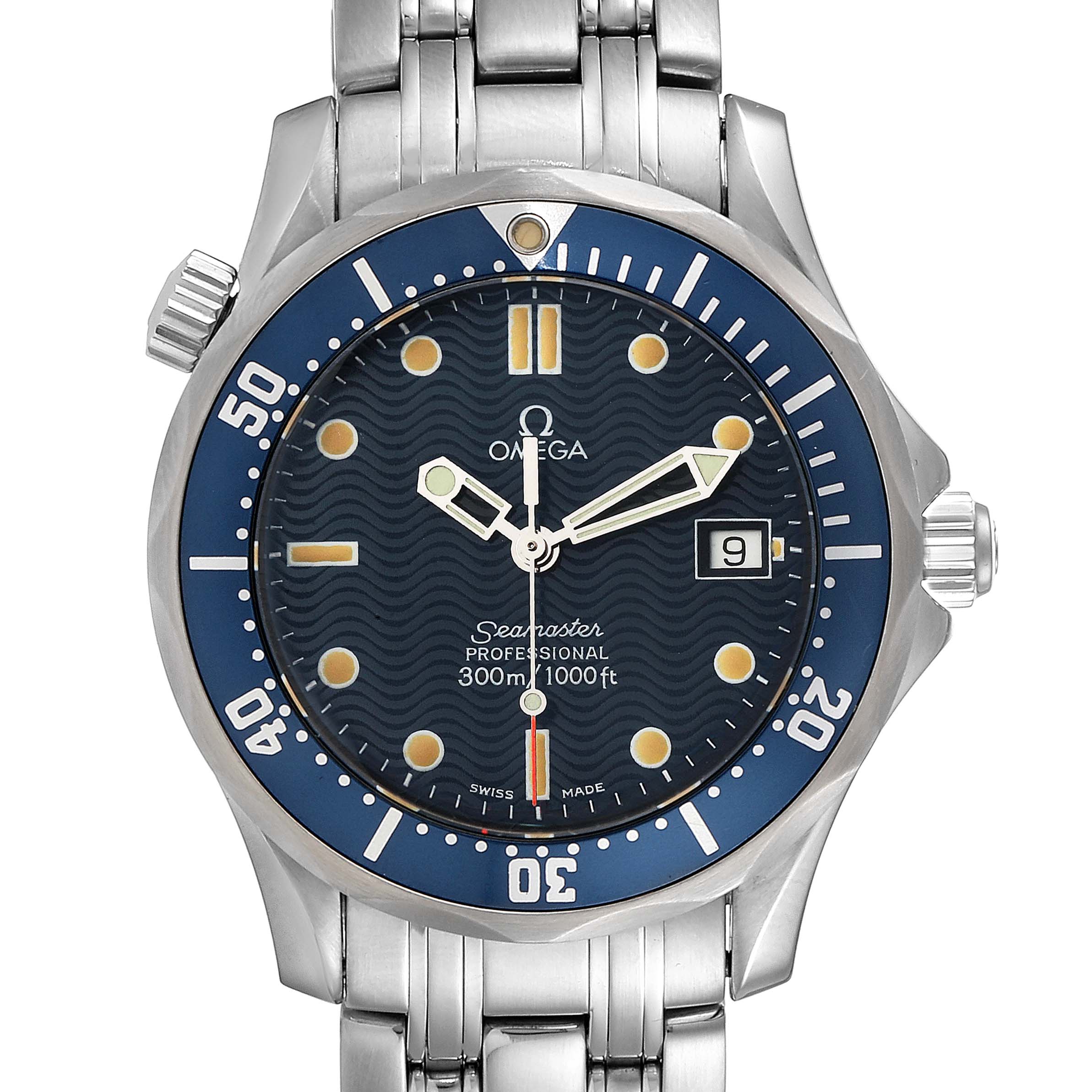 The image shows a front view of an Omega Seamaster 2561.80.00 Men
s Stainless Steel Blue Dial 2561.80.00 Men
s Stainless Steel Blue Dial watch, featuring its bezel, dial, hands, and stainless steel bracelet.