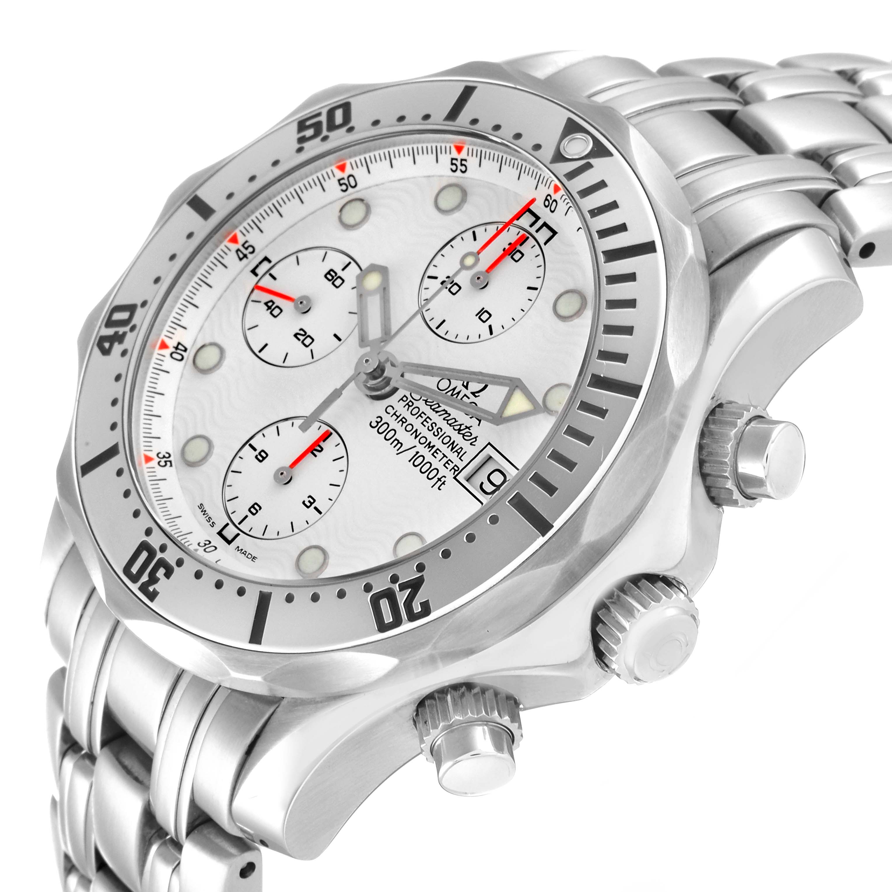 The Omega Seamaster 2598.20.00 Men's Stainless Steel White Dial 2598.20.00 Men's Stainless Steel White Dial watch is shown at an angle capturing the face, bezel, crown, and bracelet links.