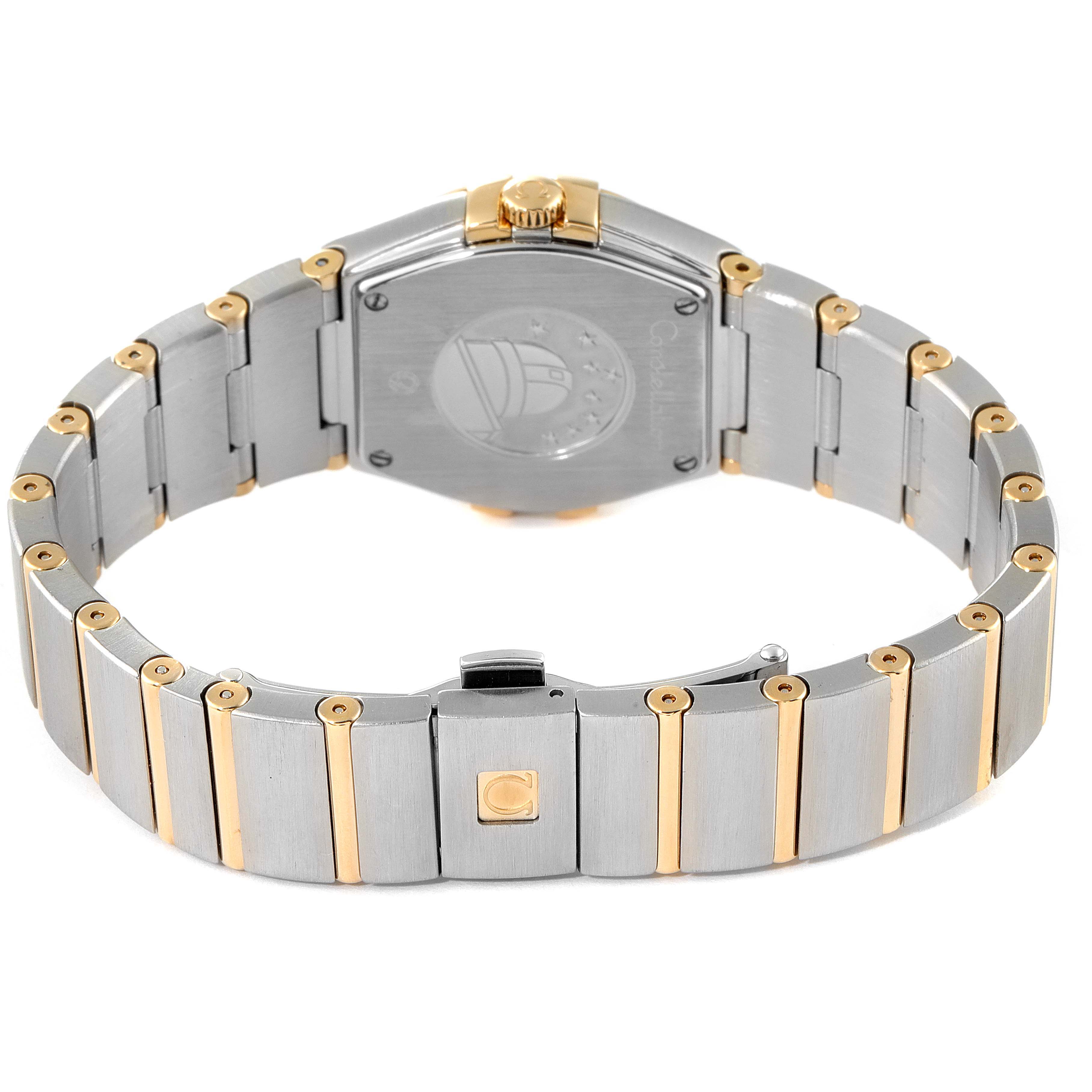 The image shows the back and strap of the Omega 123.20.27.60.58.001 Women's Steel and Gold (two tone) Champagne Dial 123.20.27.60.58.001 Women's Steel and Gold (two tone) Champagne Dial Constellation Steel Yellow Gold Diamond Watch 123.20.27.60.58.001.