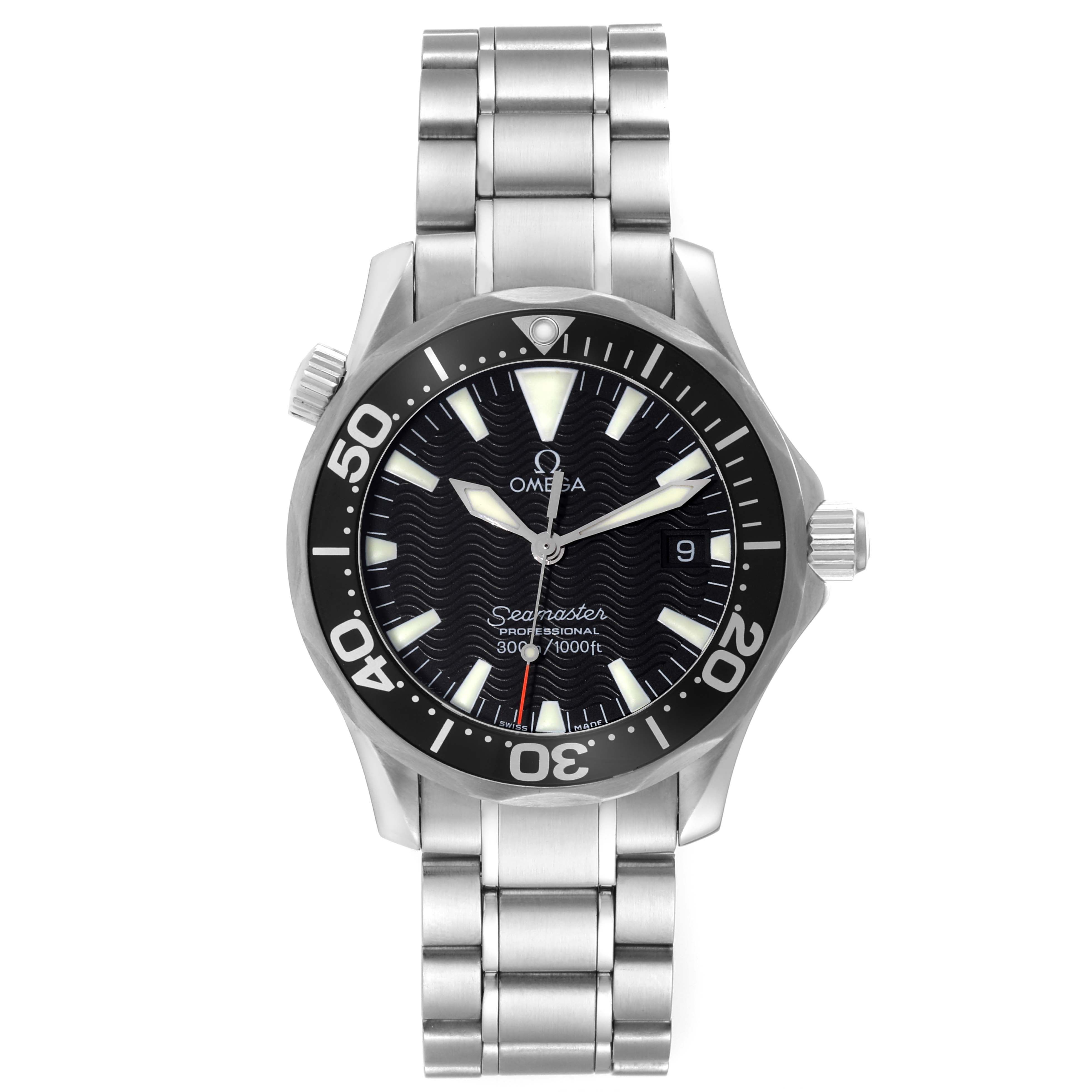 This image shows a front view of an Omega Seamaster 2262.50.00 Men
s Stainless Steel Black Dial 2262.50.00 Men
s Stainless Steel Black Dial watch displaying its face, bezel, crown, and bracelet.