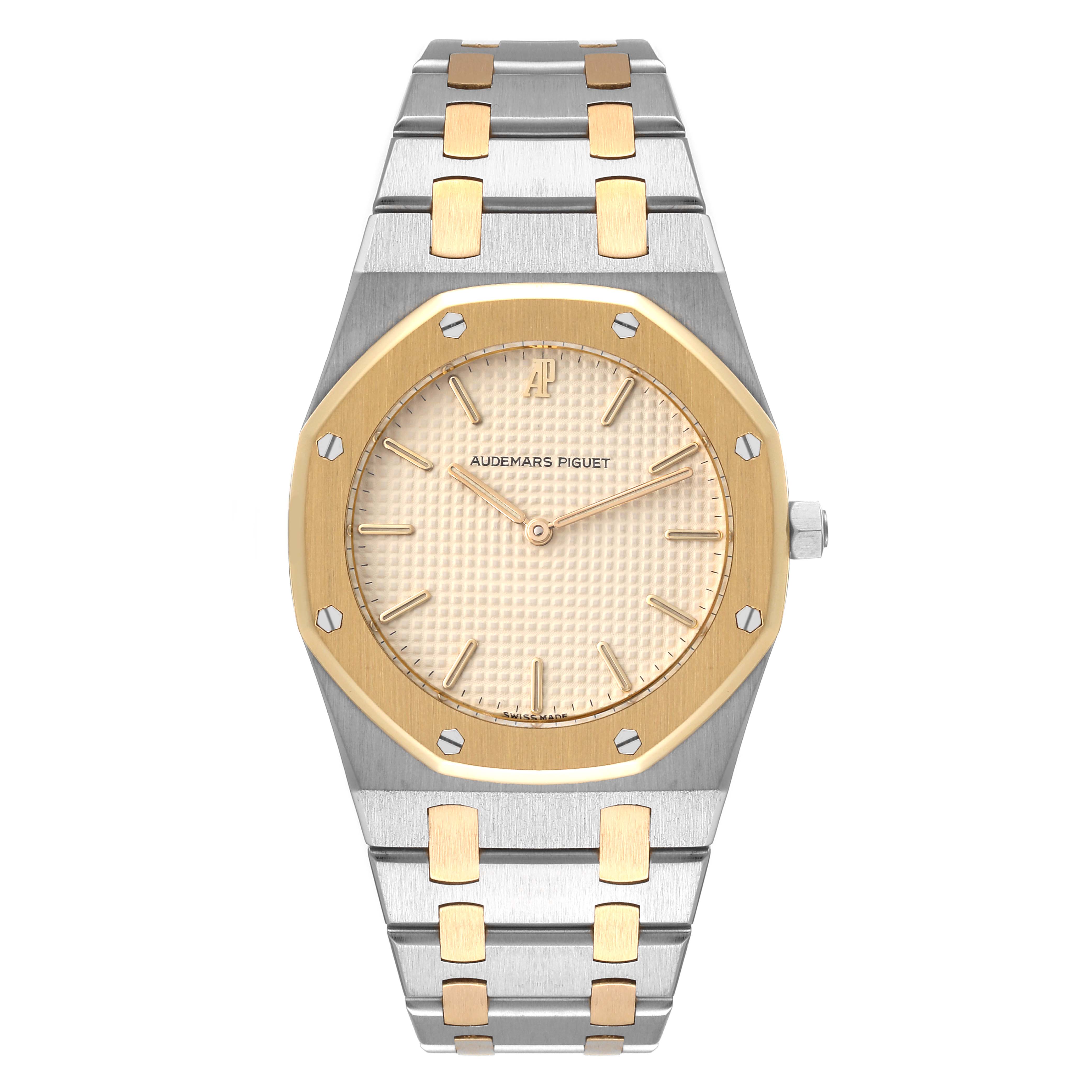 The image shows a front view of a Royal Oak model watch by Audemars Piguet, highlighting its dial, bezel, and bracelet.