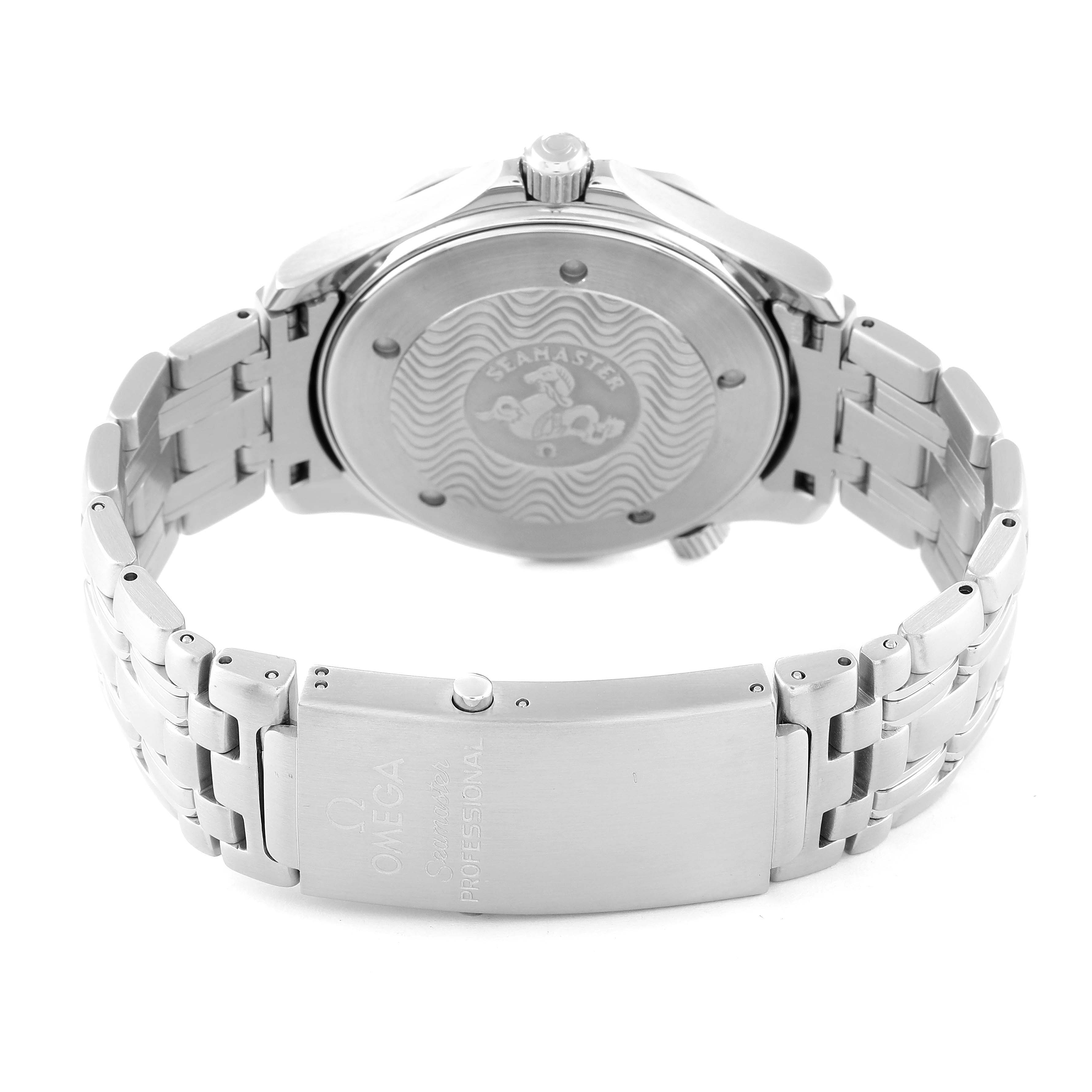 The image shows the back view of an Omega Seamaster 2541.80.00 Men
s Stainless Steel Blue Dial 2541.80.00 Men
s Stainless Steel Blue Dial watch, highlighting the case back and metal bracelet.