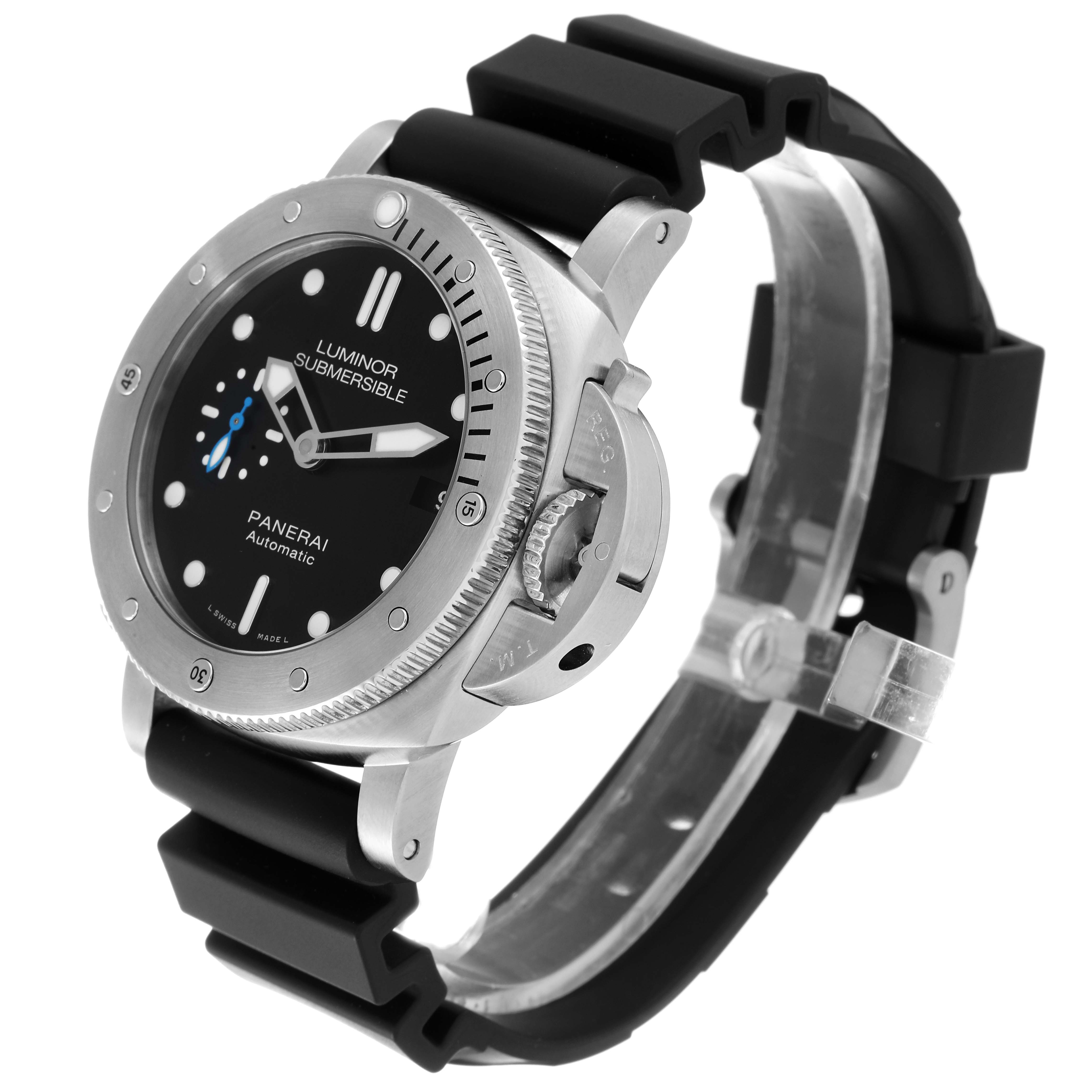 This image shows a Panerai Submersible PAM00682 Men
s Stainless Steel Black Dial PAM00682 Men
s Stainless Steel Black Dial watch at a 3/4 angle, displaying its black dial, bezel, rubber strap, and crown protection.