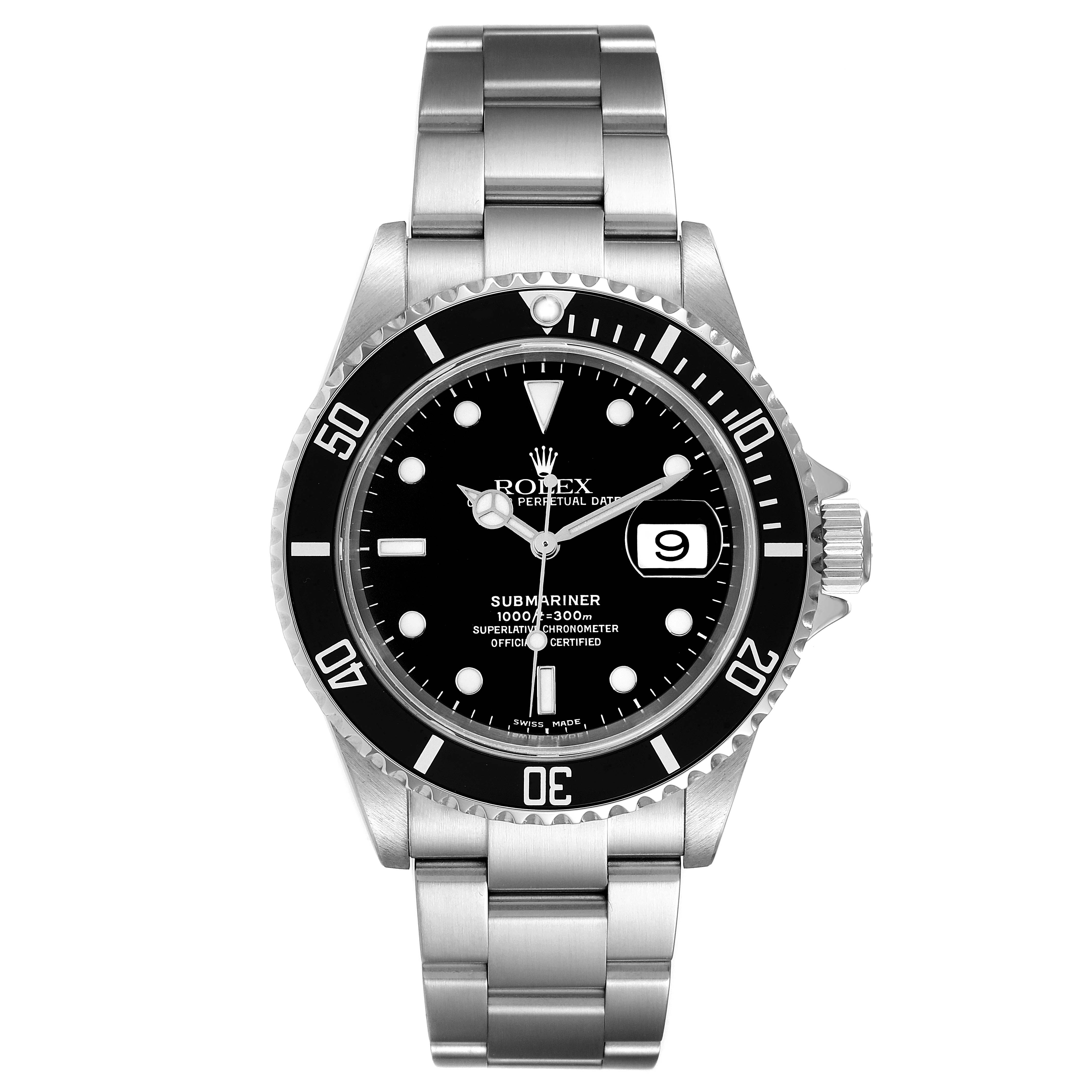 This image shows a front view of the Rolex Submariner 16610 Men
s Stainless Steel Black Dial 16610 Men
s Stainless Steel Black Dial watch, highlighting the dial, bezel, bracelet, and date window.