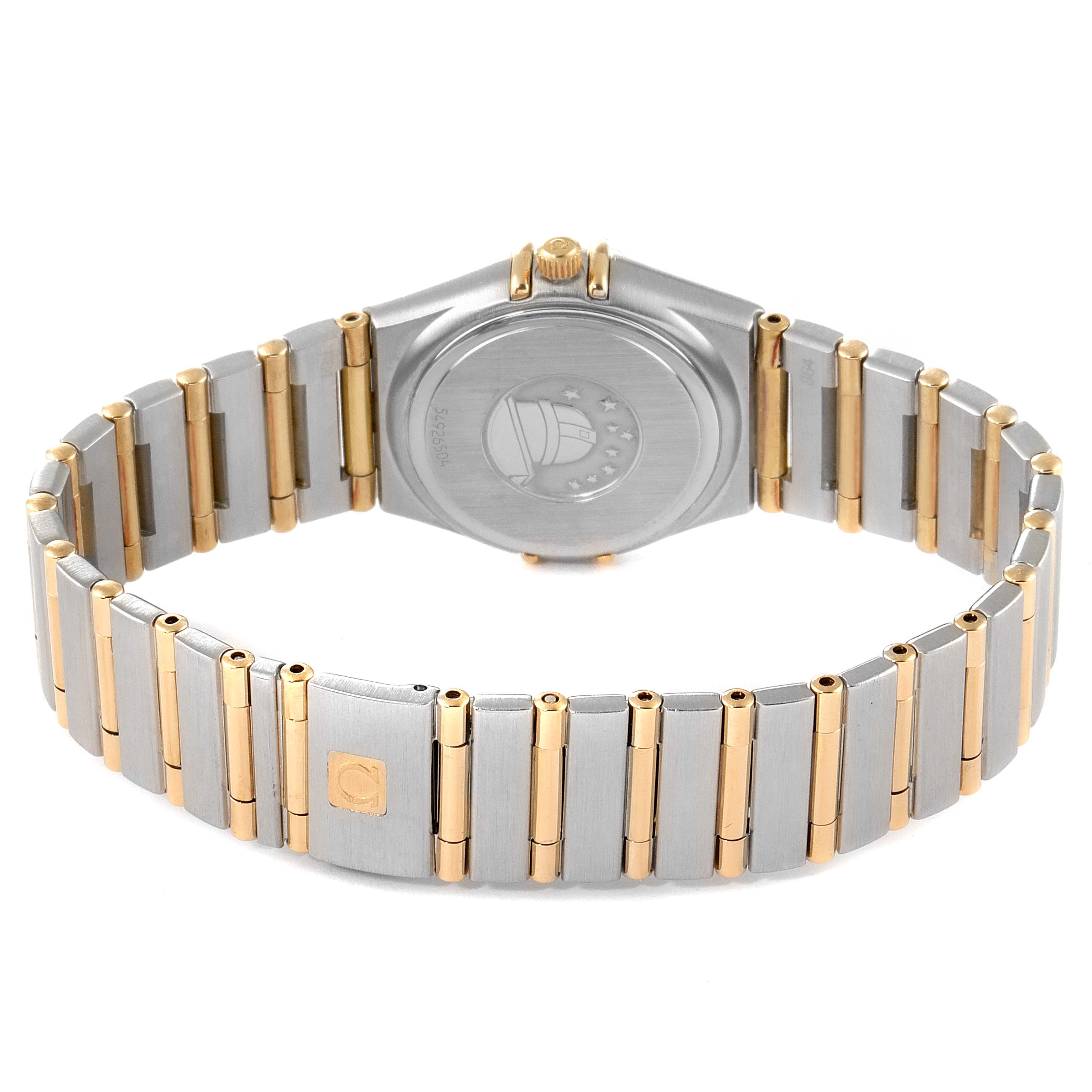 This image shows the back and bracelet of the Omega 1277.75.00 Women
s Steel and Gold (two tone) Mother of Pearl Dial 1277.75.00 Women
s Steel and Gold (two tone) Mother of Pearl Dial Constellation 95 Steel Yellow Gold MOP Diamond Ladies Watch 1277.75.00.