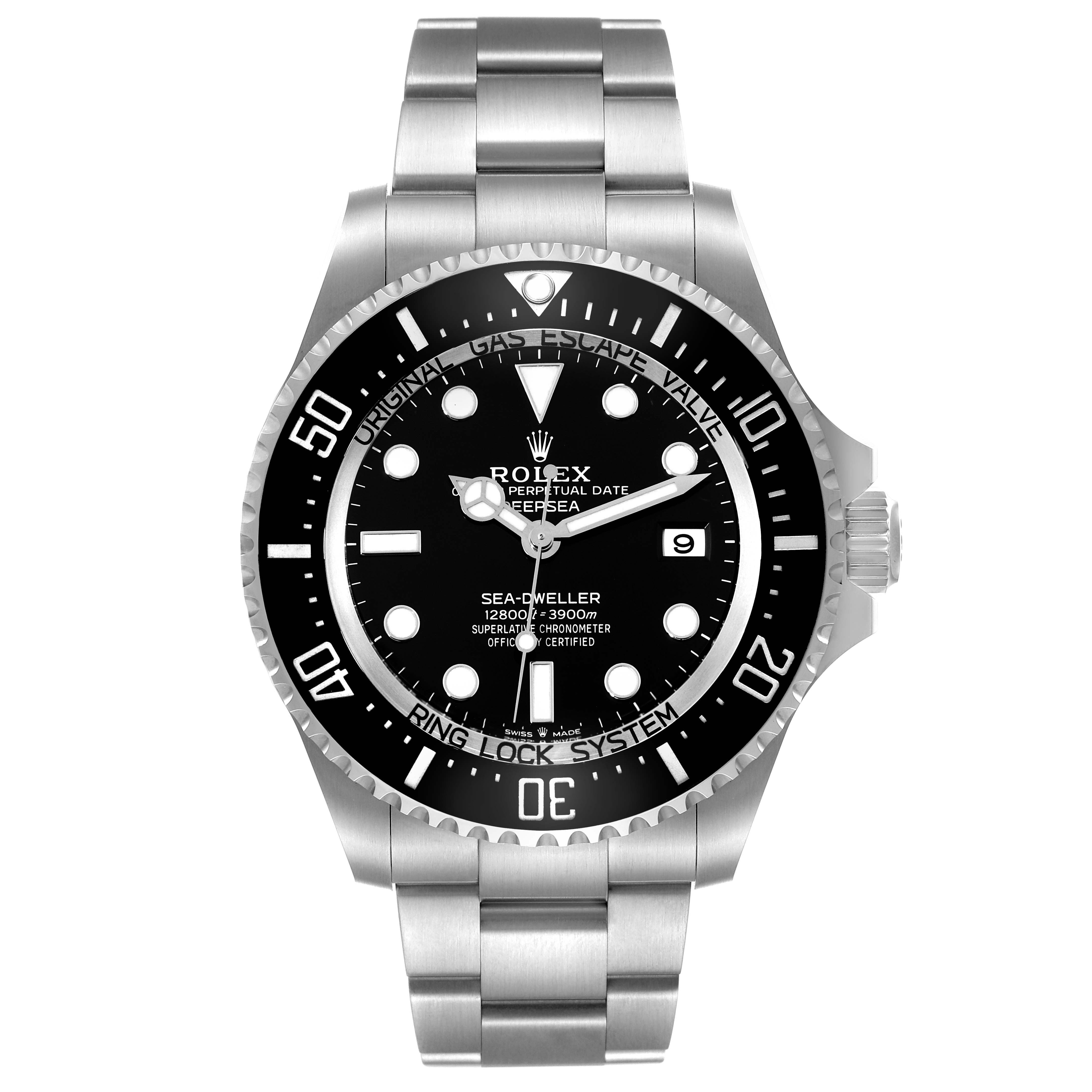 This image shows a front view of a Rolex Sea-Dweller 136660 Men
s Stainless Steel Black Dial 136660 Men
s Stainless Steel Black Dial watch, highlighting its bezel, dial, and bracelet.