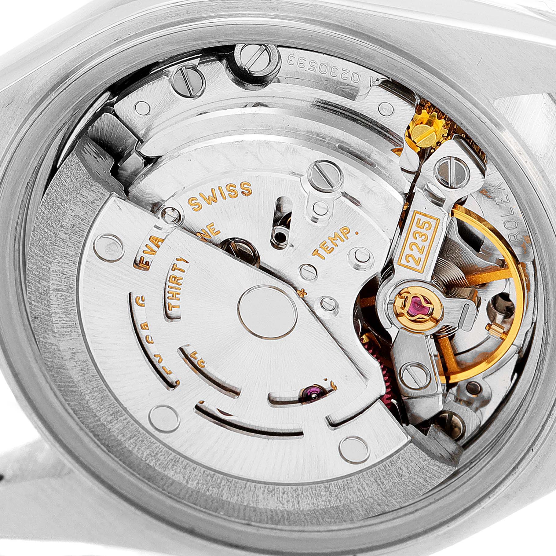 This is the internal mechanism of a Rolex Datejust 79174 Women
s Stainless Steel Silver Dial 79174 Women
s Stainless Steel Silver Dial watch, showcasing gears and movement parts.