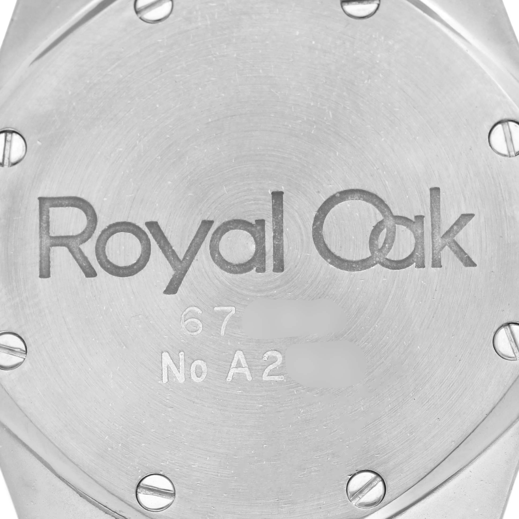 The image shows the case back of an Audemars Piguet Royal Oak model 5402ST men's watch, highlighting the engraved logo and serial number.