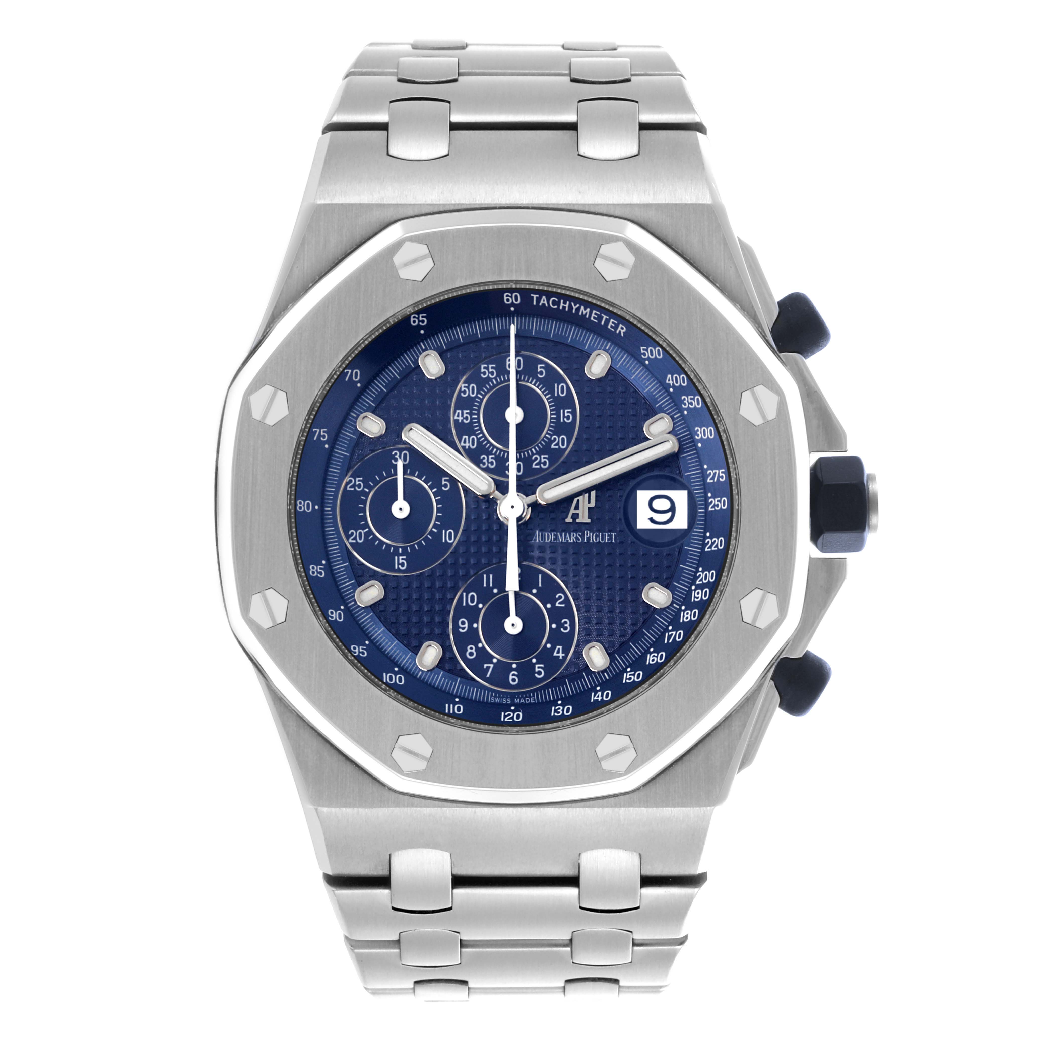 This Audemars Piguet Royal Oak Offshore 25721ST.OO.1000ST.01 Men's Stainless Steel Blue Dial 25721ST.OO.1000ST.01 Men's Stainless Steel Blue Dial watch is shown from a front view, highlighting its dial, bezel, and bracelet.