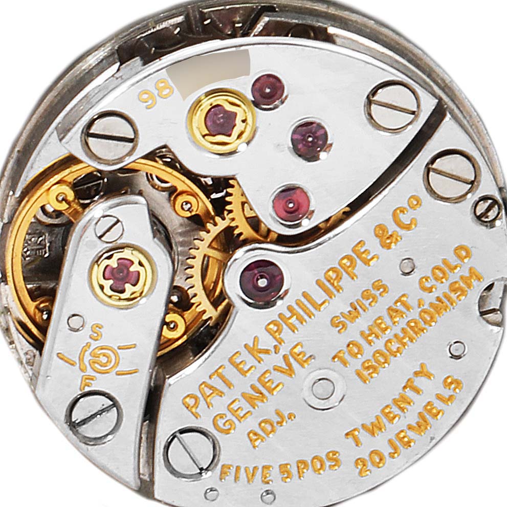 This image shows the inner mechanical movement of the Patek Philippe 3353/1 Women
s White Gold Grey Dial 3353/1 Women
s White Gold Grey Dial 3353 model watch.