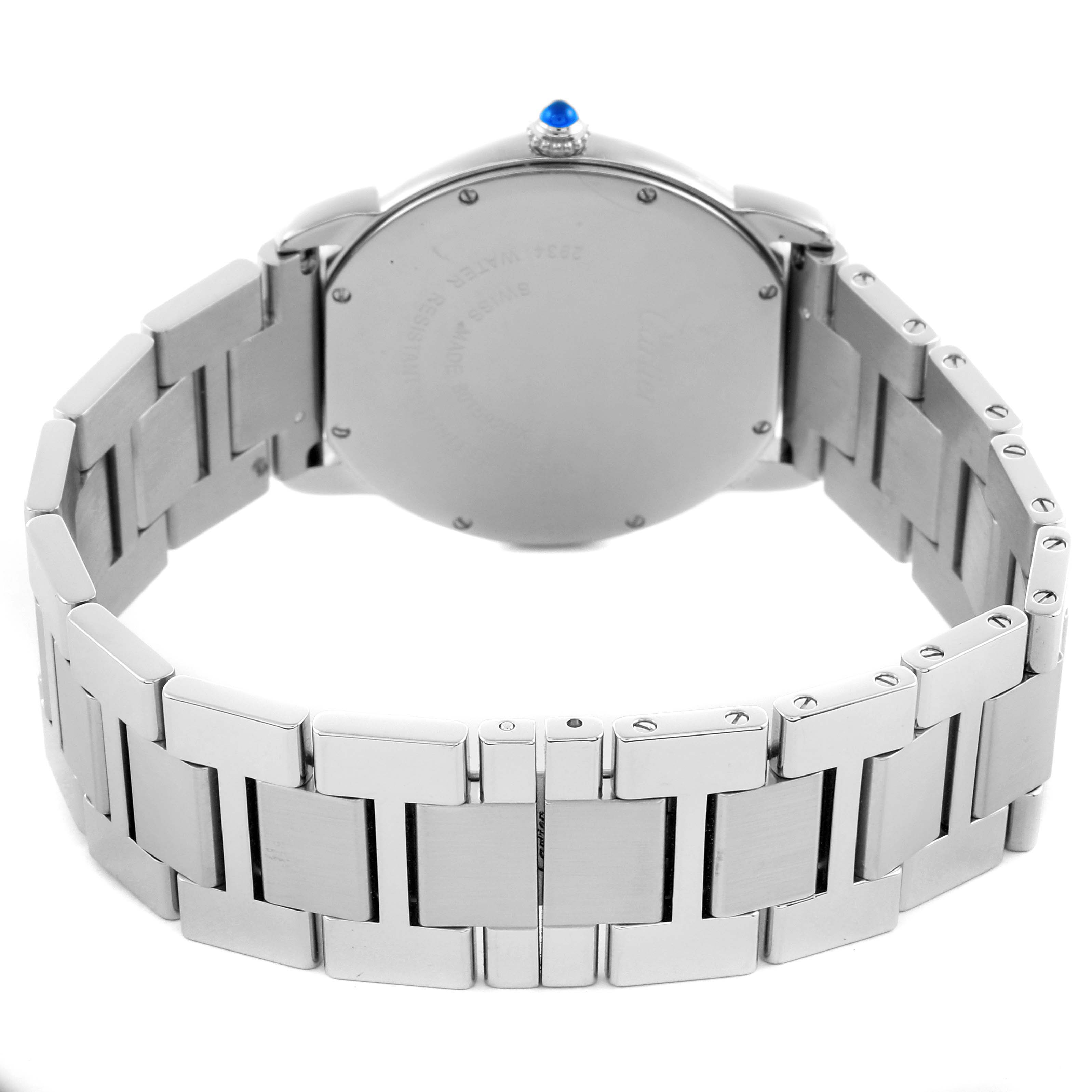 The image shows the back and bracelet of a Cartier Ronde W6701005 Men
s Stainless Steel Silver Dial W6701005 Men
s Stainless Steel Silver Dial watch from a rear angle.