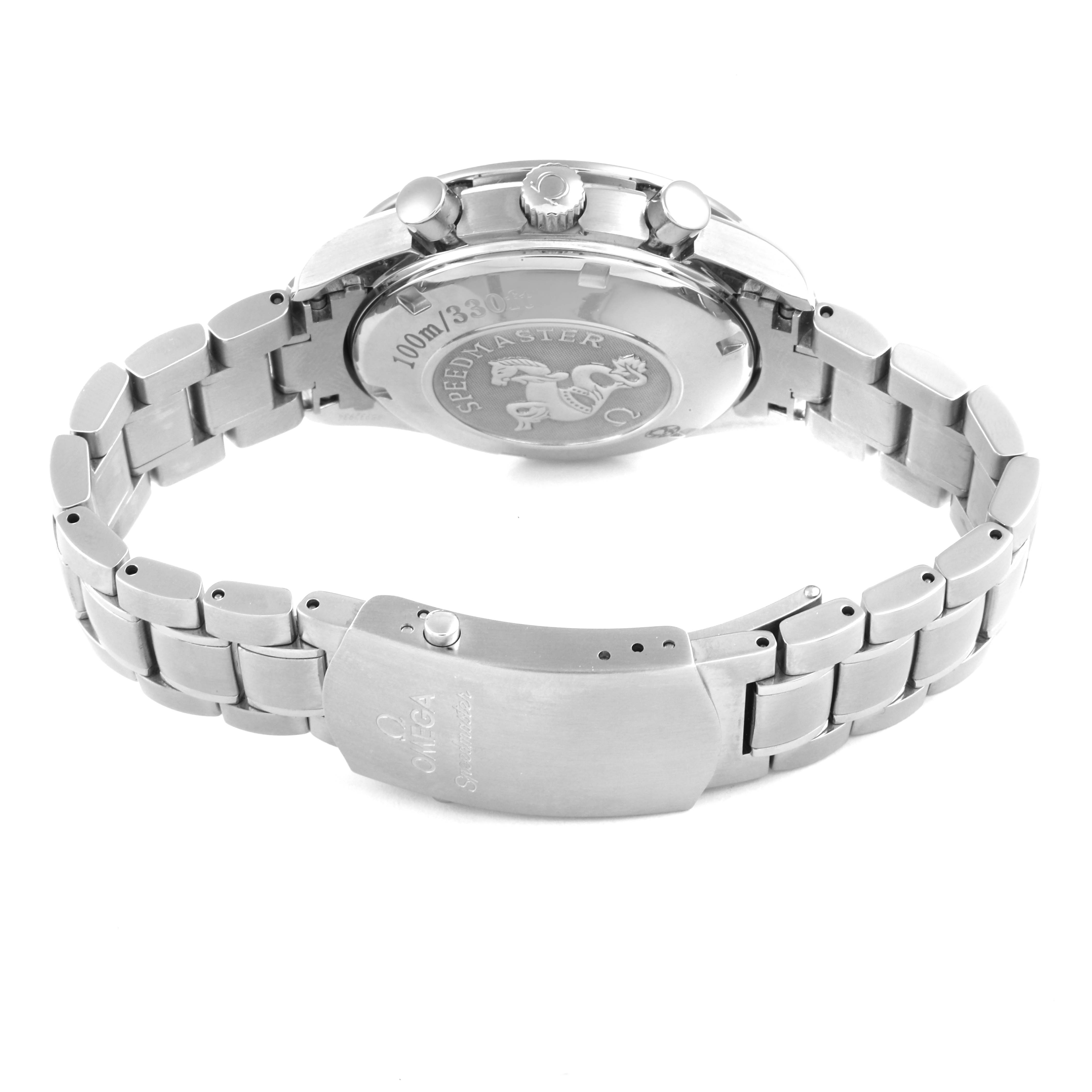 This image shows the back case and bracelet of an Omega Speedmaster 3210.50.00 Men
s Stainless Steel Black Dial 3210.50.00 Men
s Stainless Steel Black Dial watch, highlighting its clasp and caseback engravings.