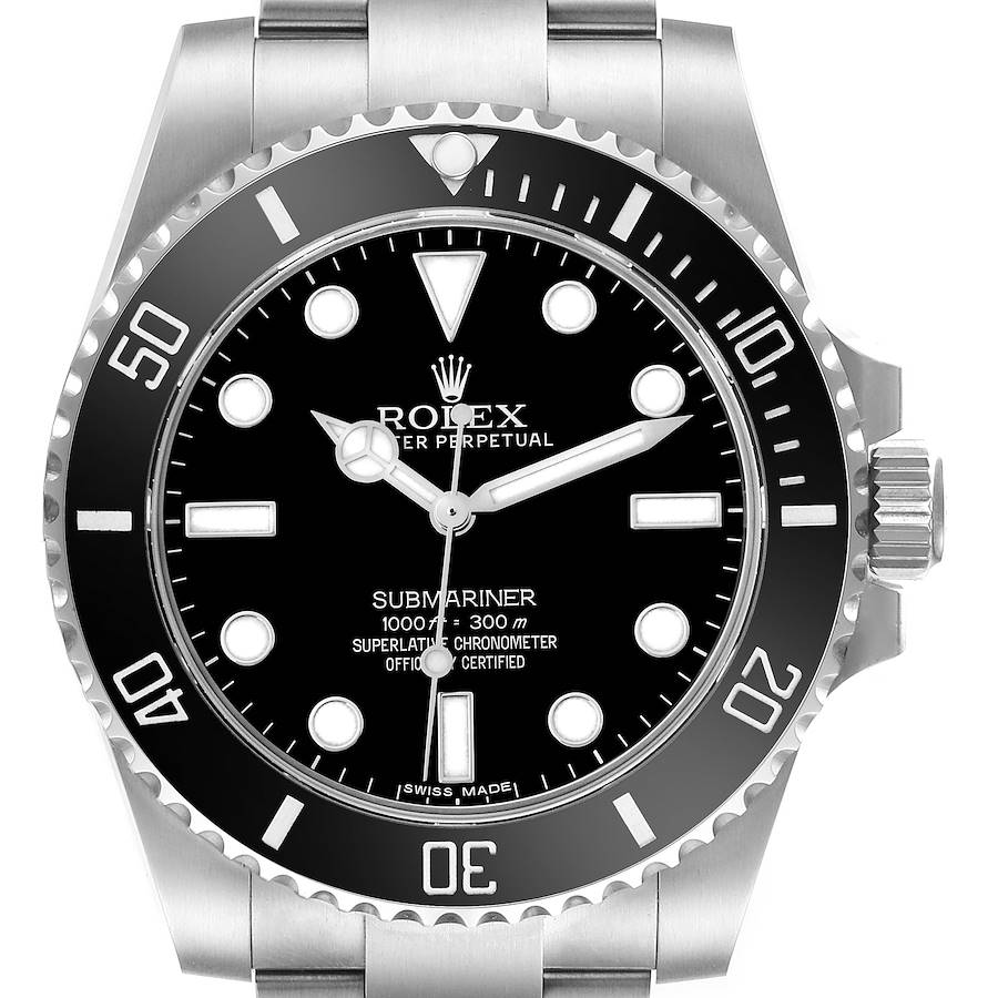 The image shows a front view of the Rolex Submariner watch, highlighting the dial, bezel, and the upper part of the bracelet.